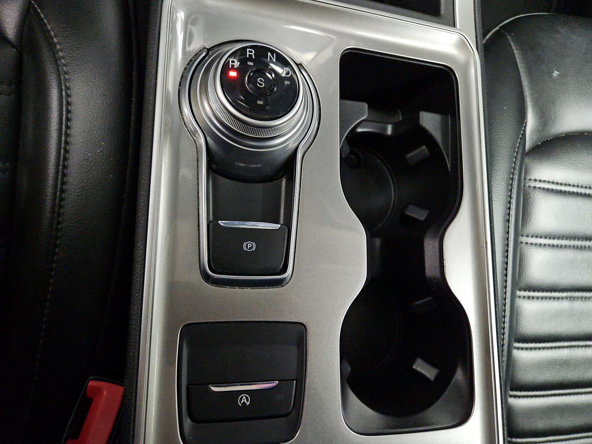 Thumbnail: 2023 Ford Edge - 17