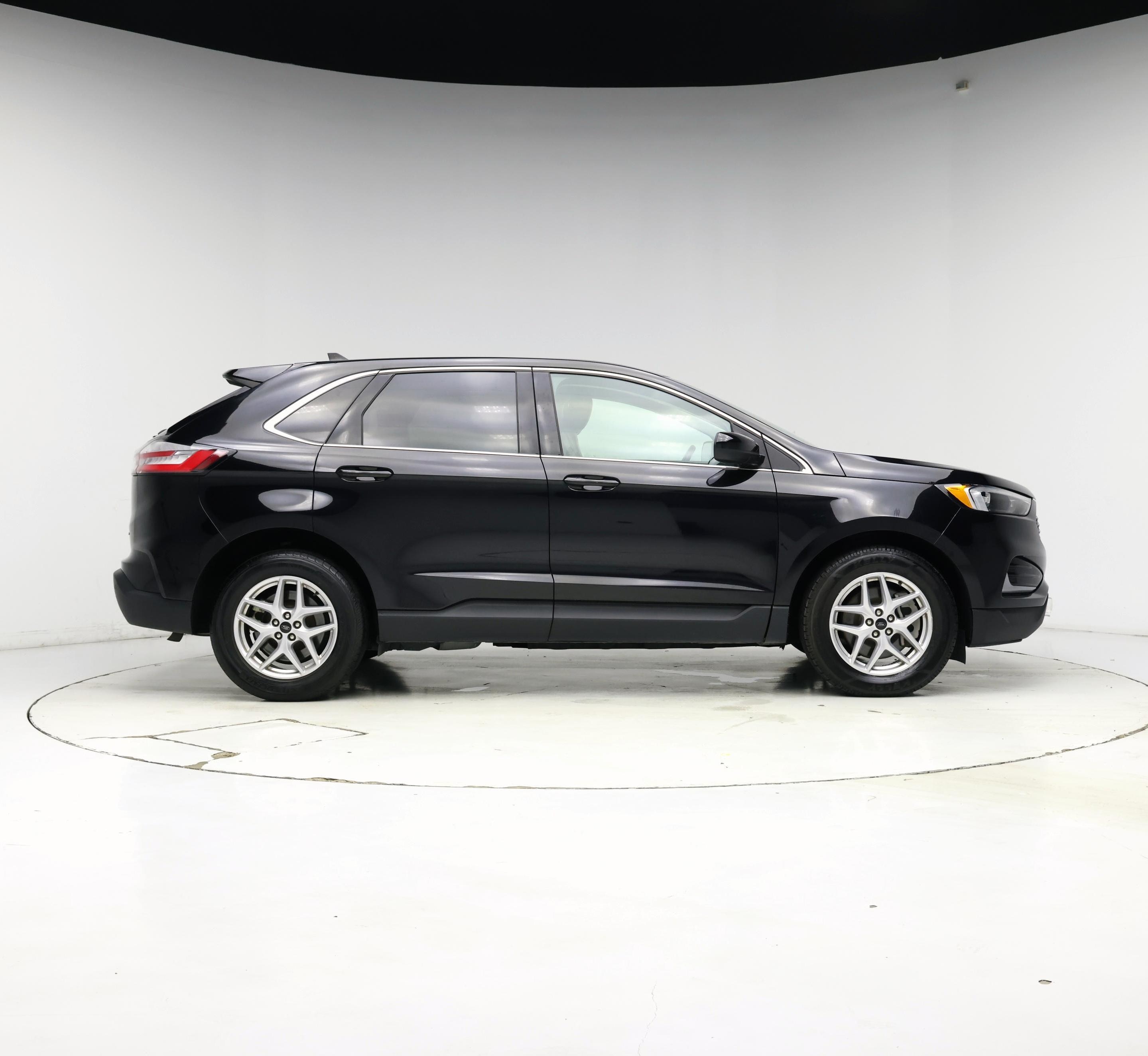 Thumbnail: 2023 Ford Edge - 7