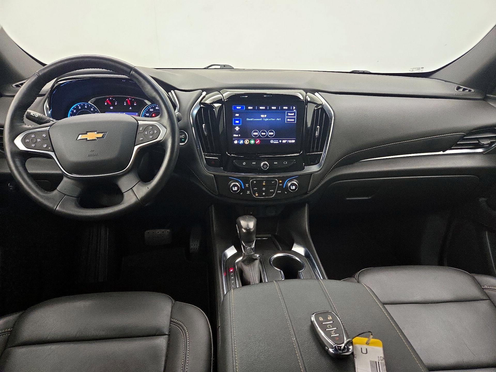 Thumbnail: 2022 Chevrolet Traverse - 9