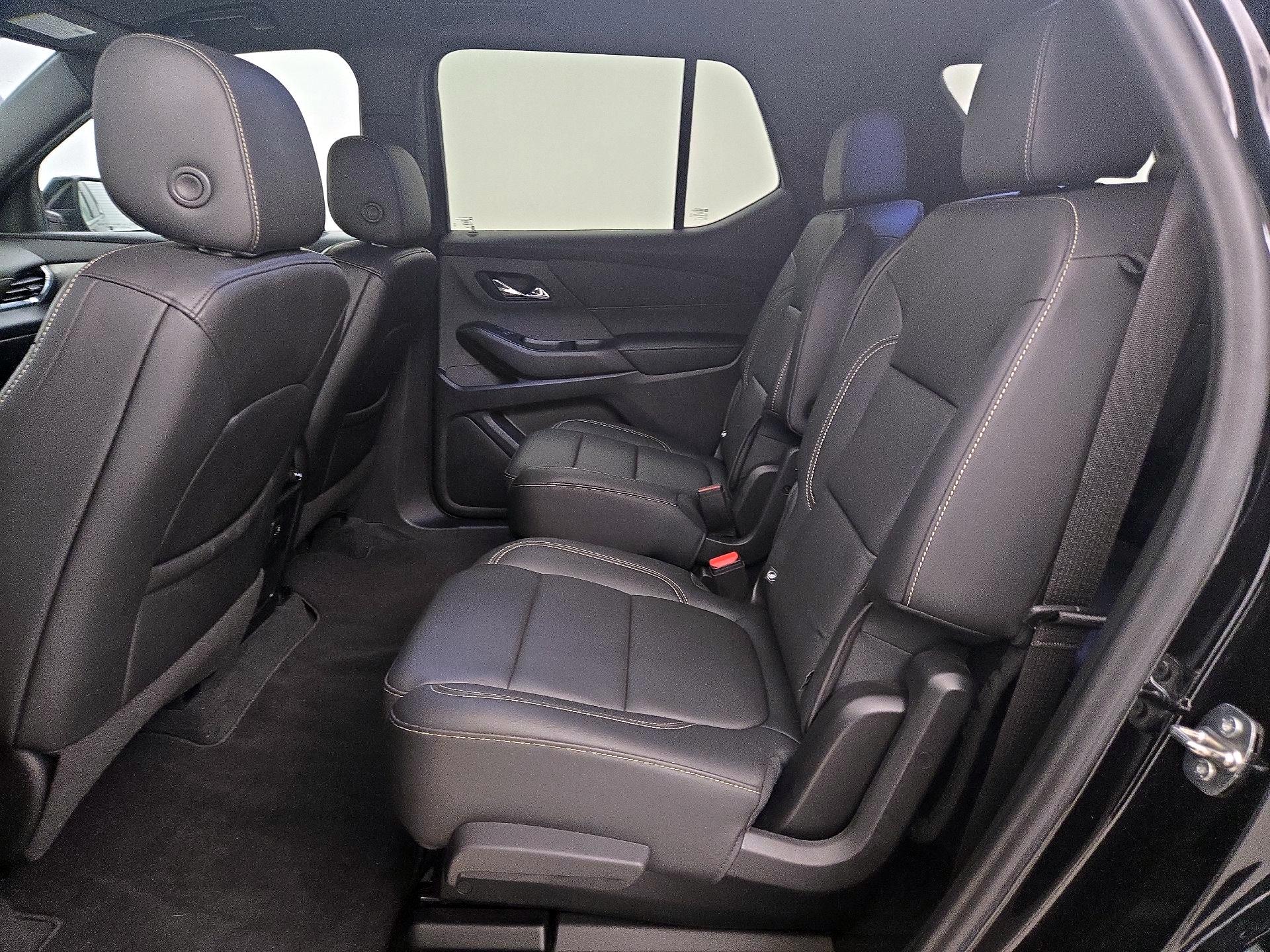 Thumbnail: 2022 Chevrolet Traverse - 19