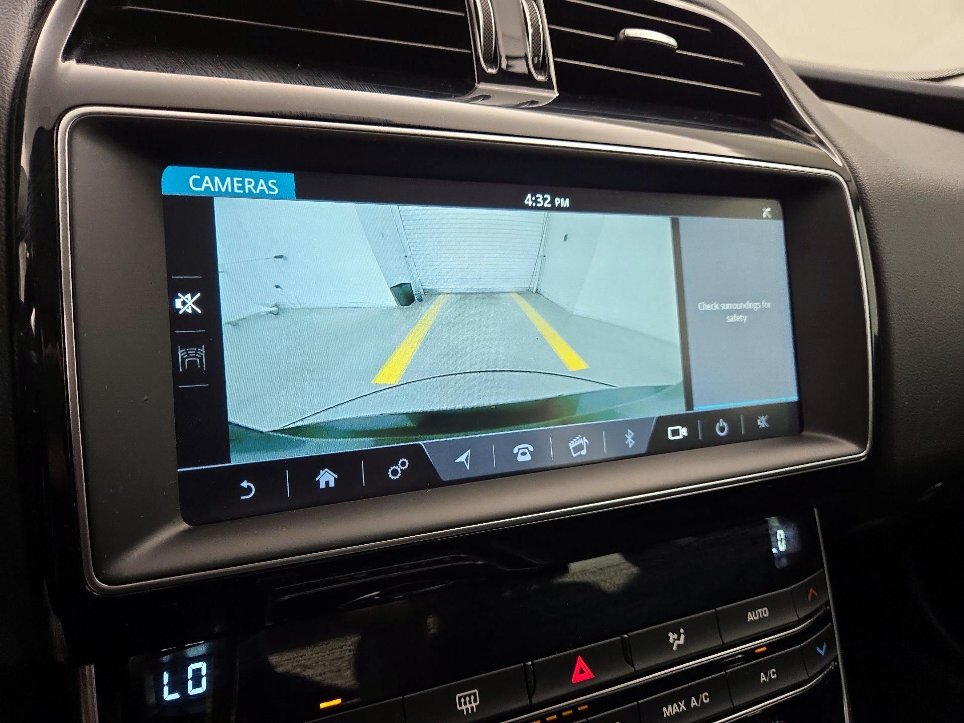 Thumbnail: 2019 Jaguar XE - 15