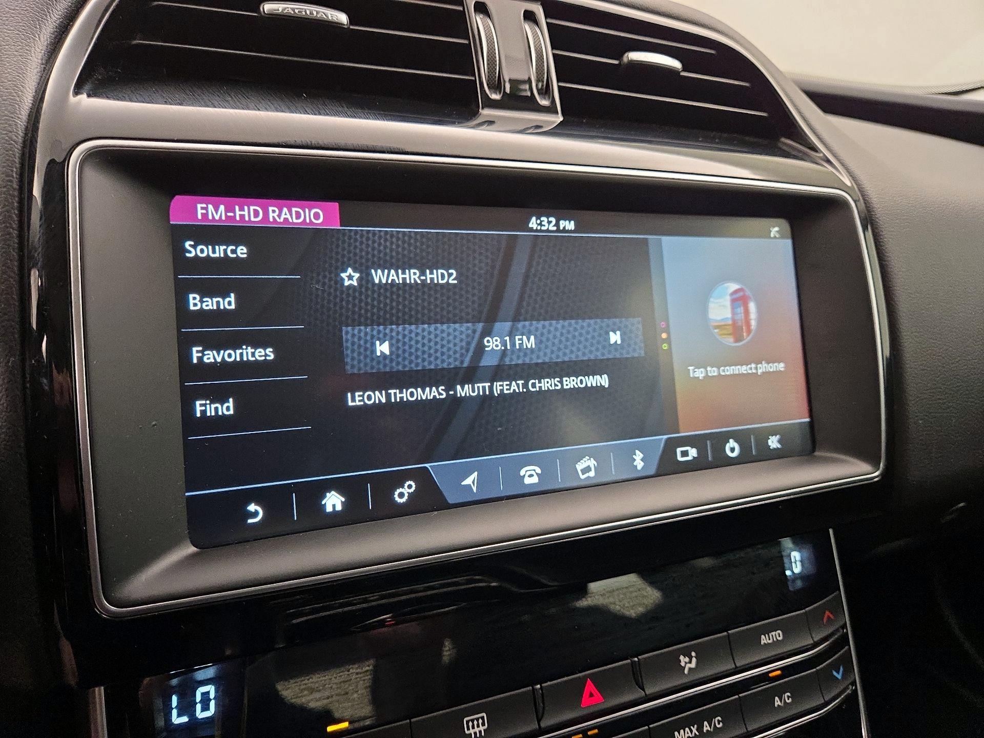 Thumbnail: 2019 Jaguar XE - 16