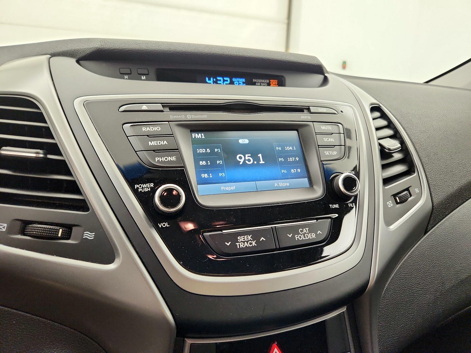 Thumbnail: 2016 Hyundai Elantra - 15