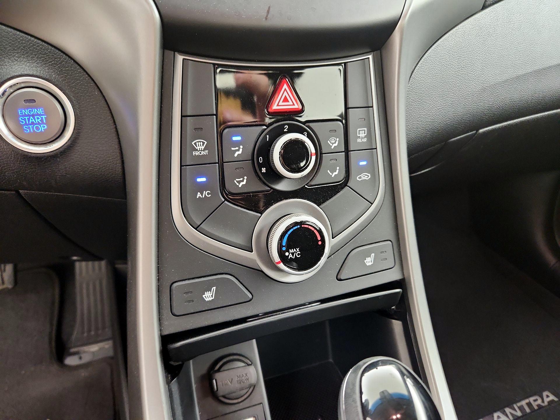 Thumbnail: 2016 Hyundai Elantra - 16
