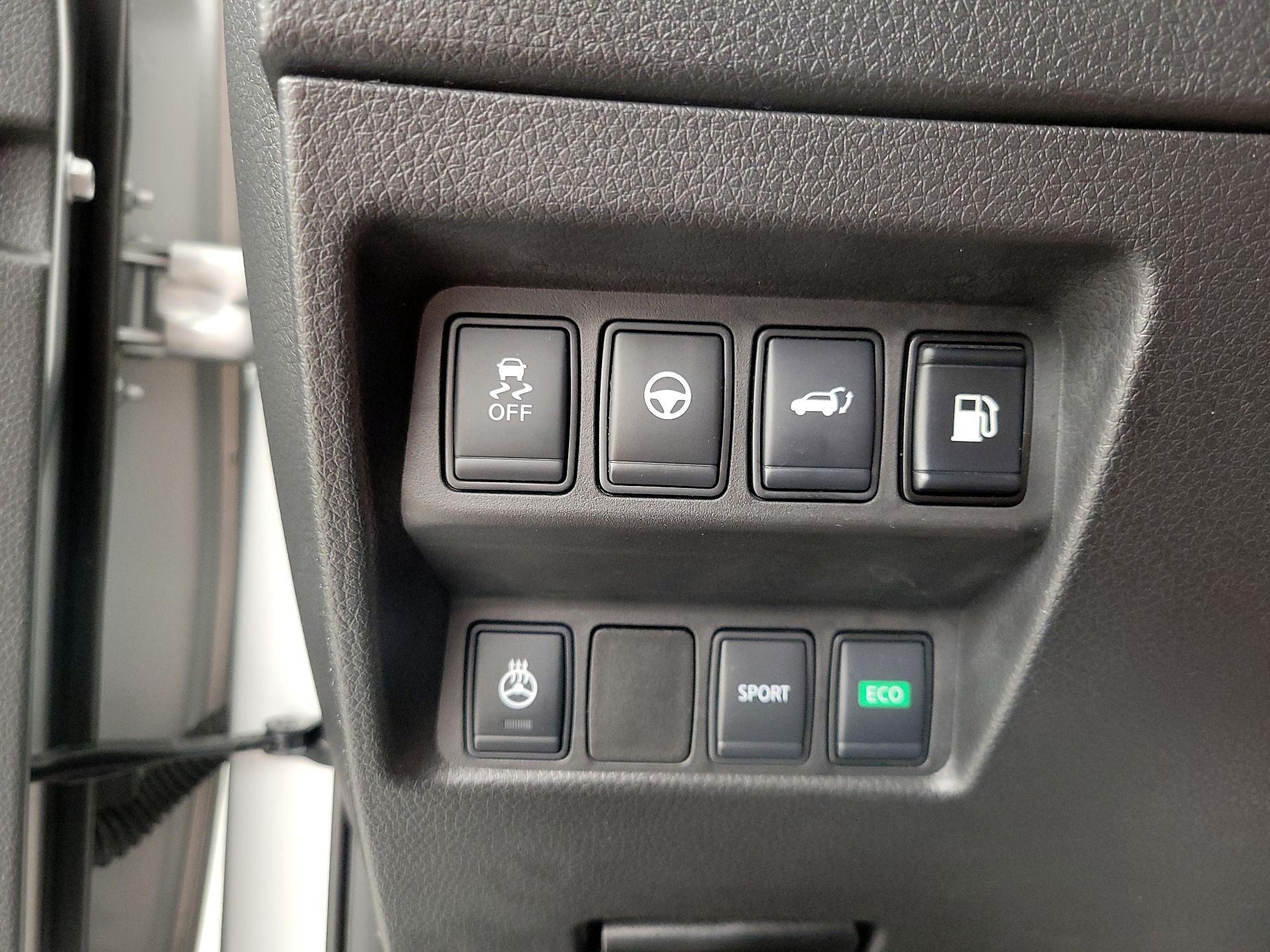 Thumbnail: 2019 Nissan Rogue - 13