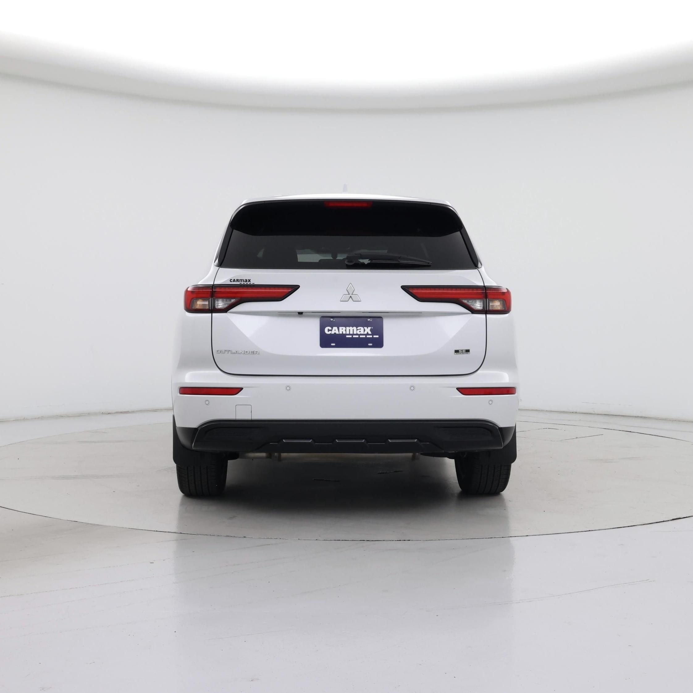 Thumbnail: 2024 Mitsubishi Outlander - 6