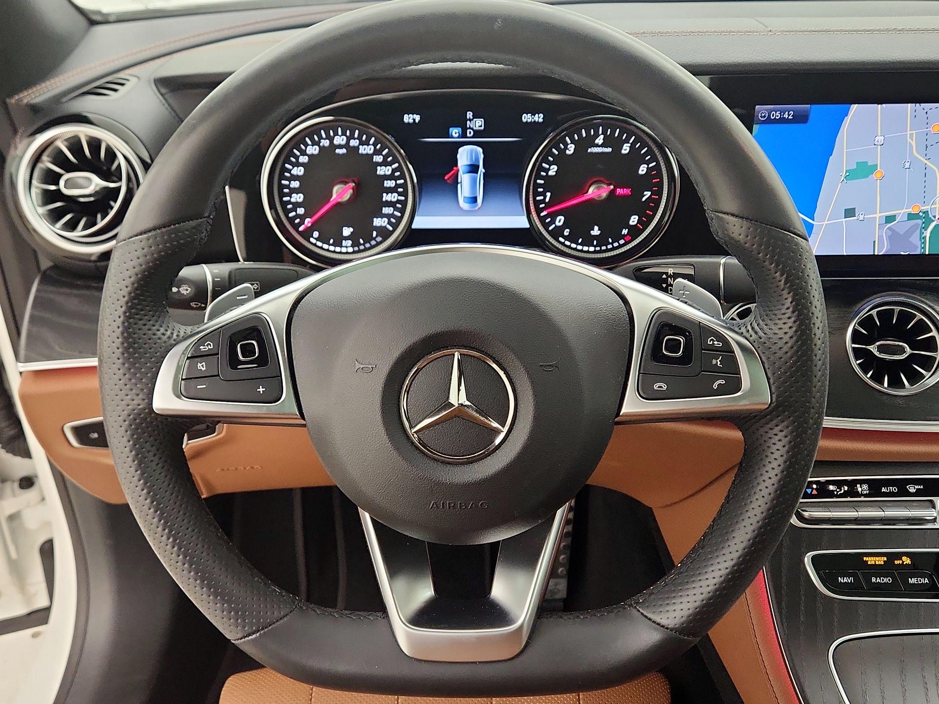 Thumbnail: 2018 Mercedes-Benz E-Class - 10