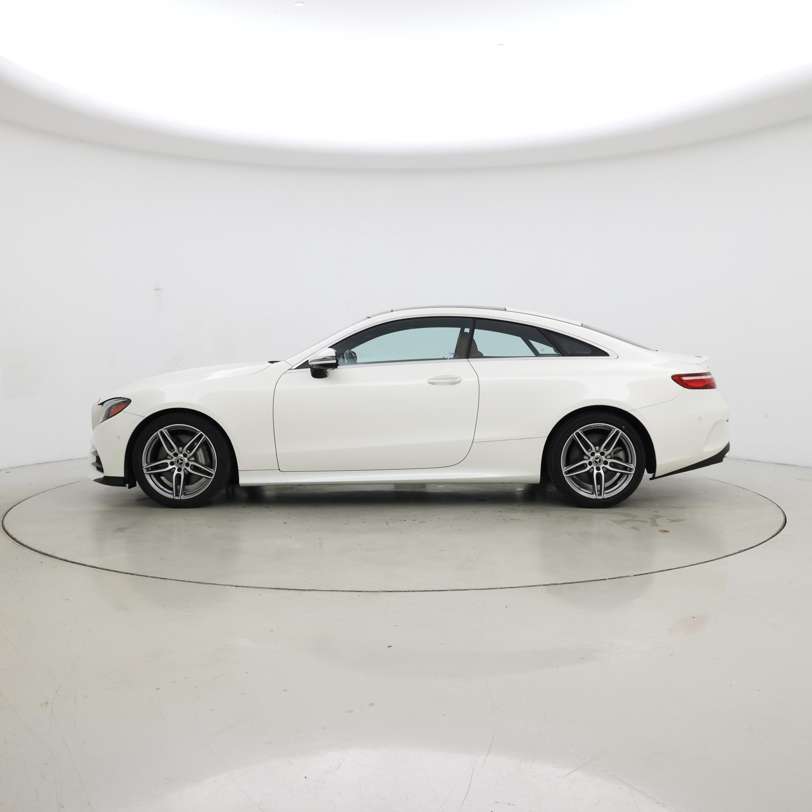 Thumbnail: 2018 Mercedes-Benz E-Class - 3