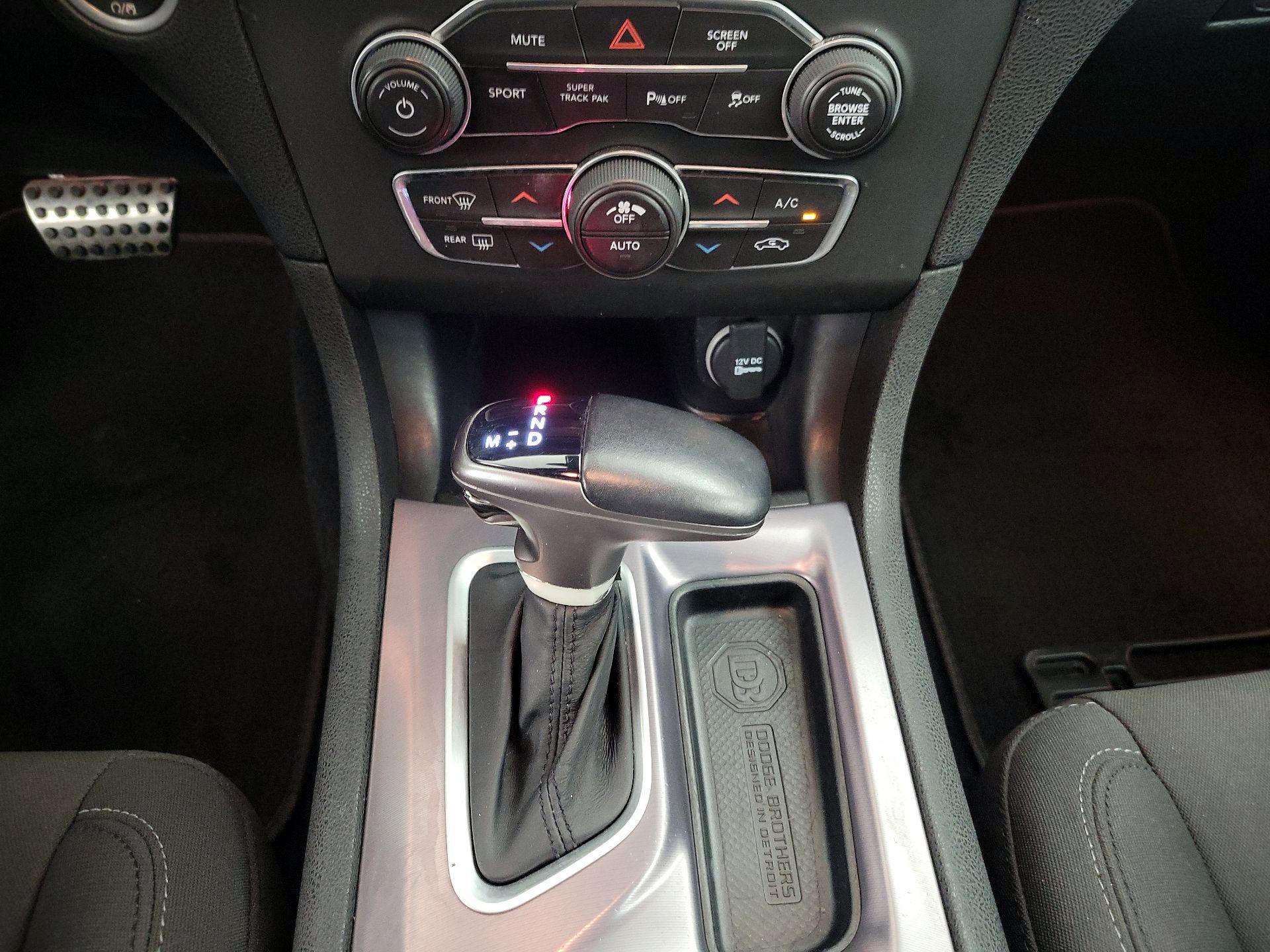 Thumbnail: 2019 Dodge Charger - 17