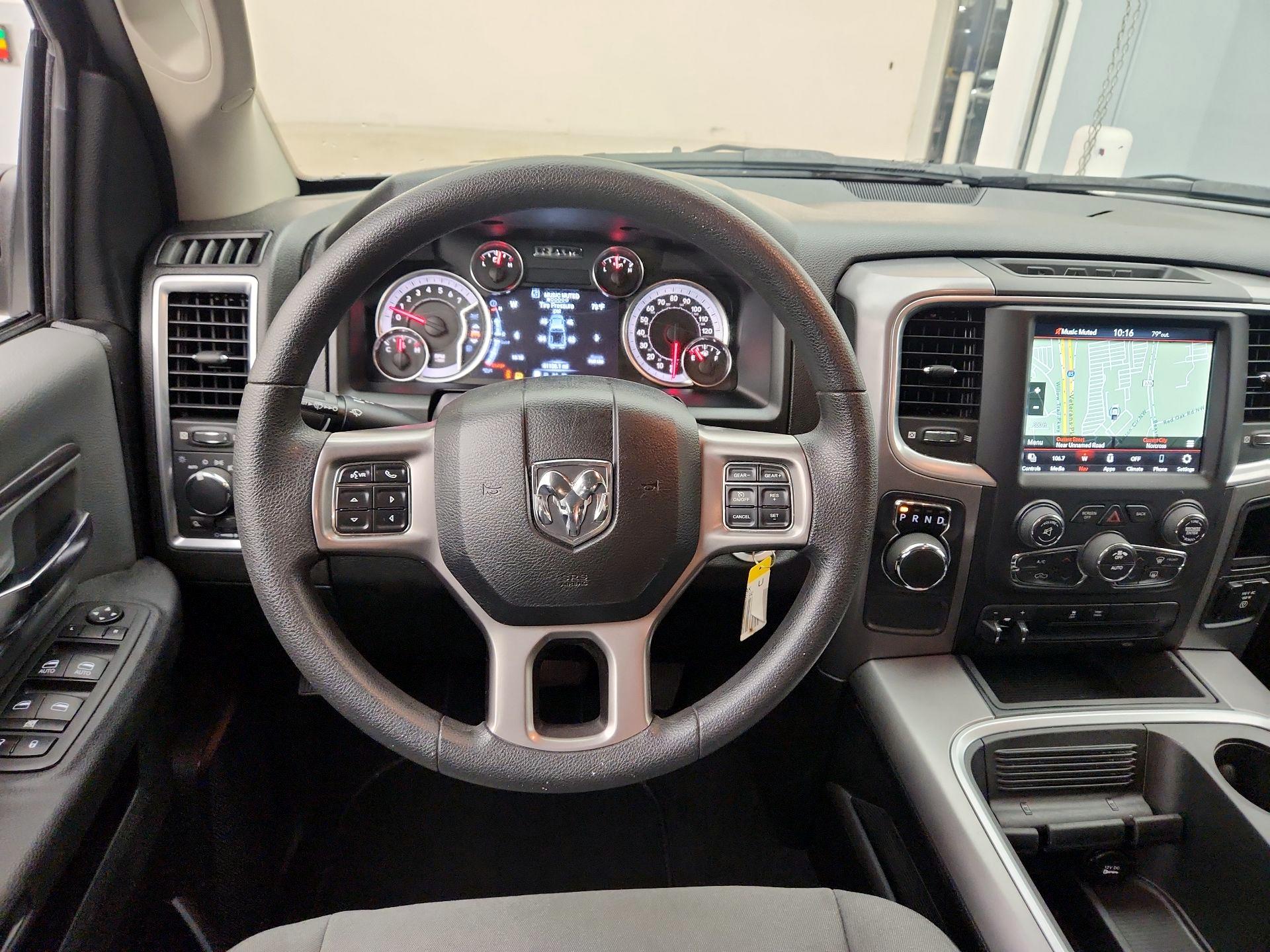 Thumbnail: 2023 RAM 1500 Classic - 10