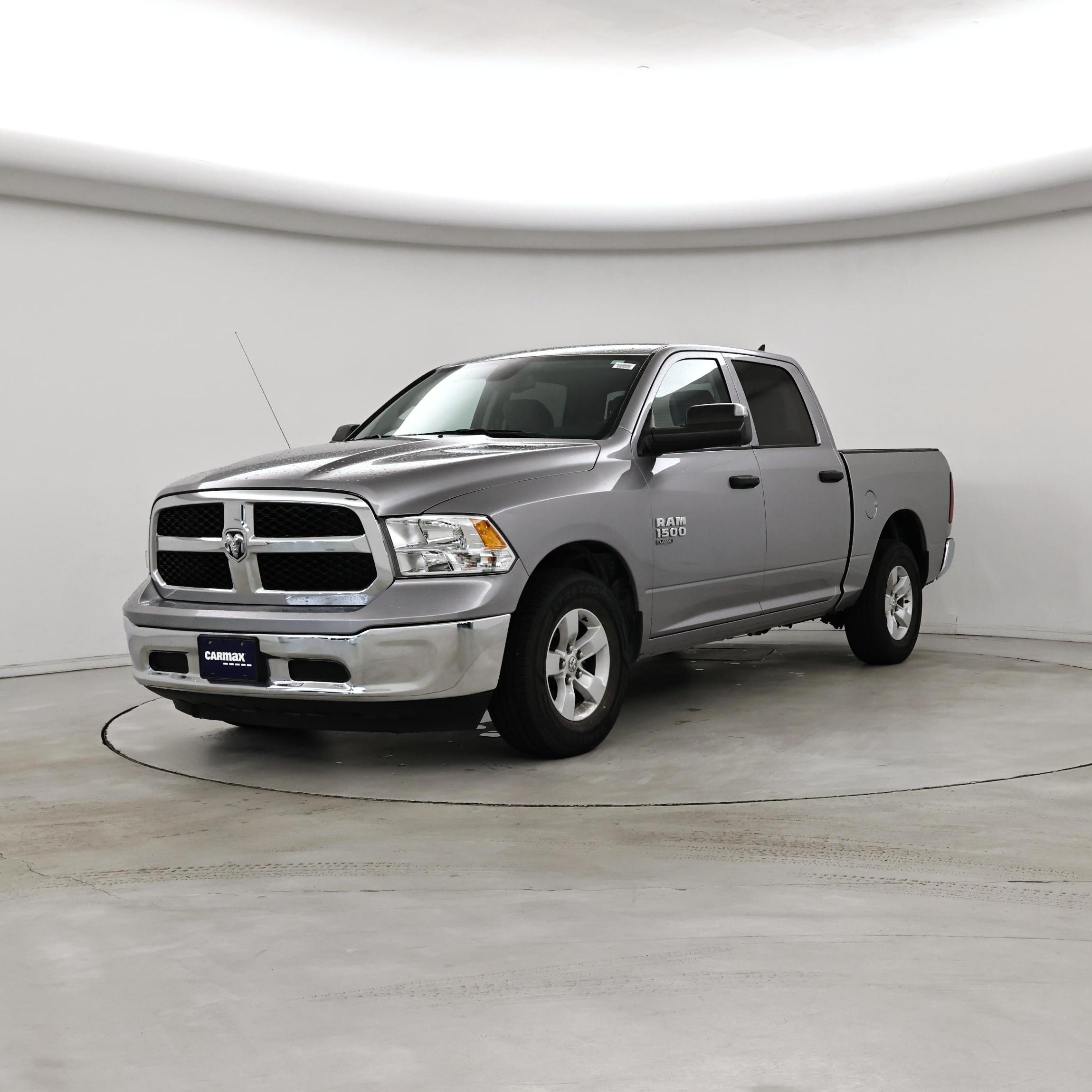 Thumbnail: 2023 RAM 1500 Classic - 4