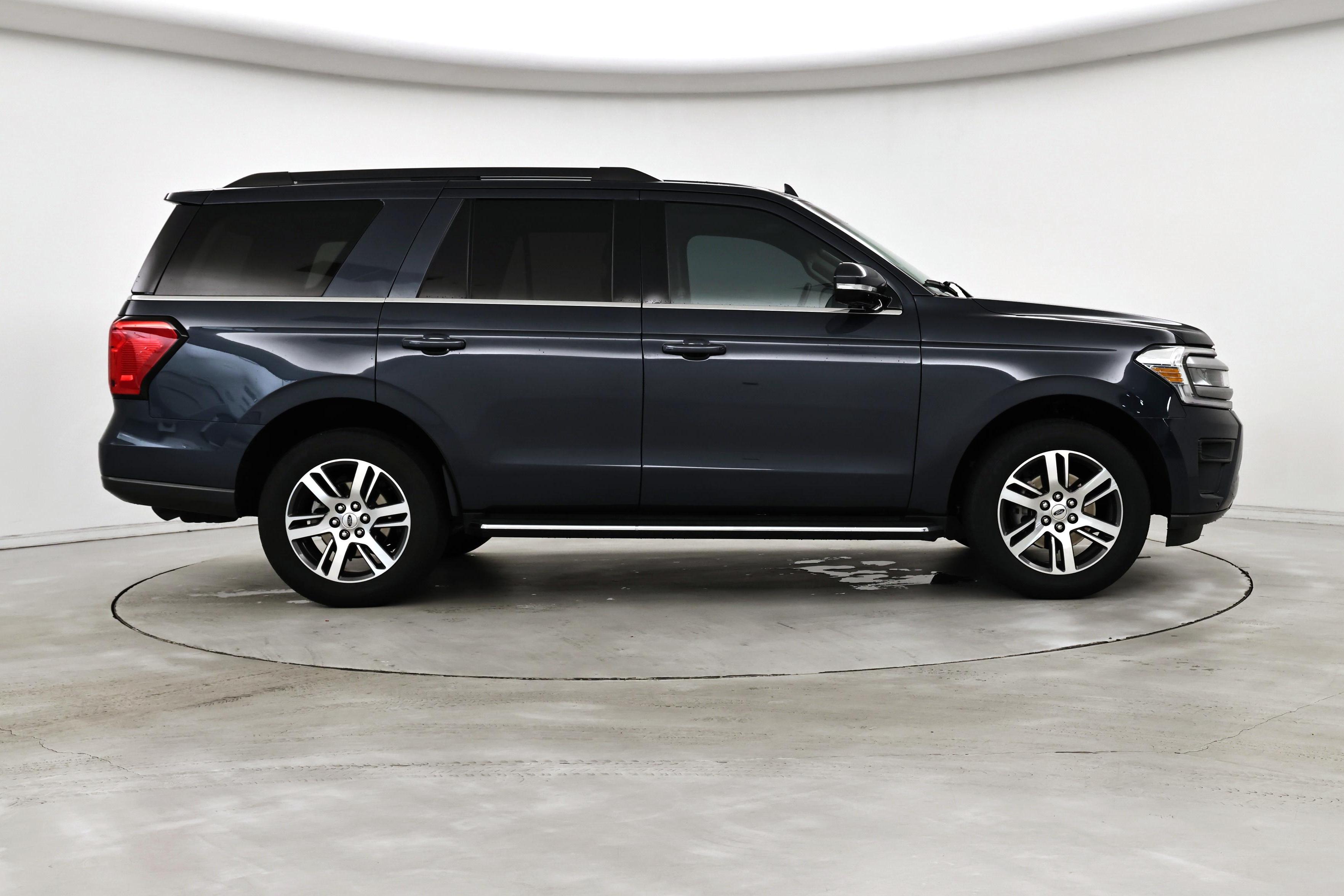 Thumbnail: 2022 Ford Expedition - 7