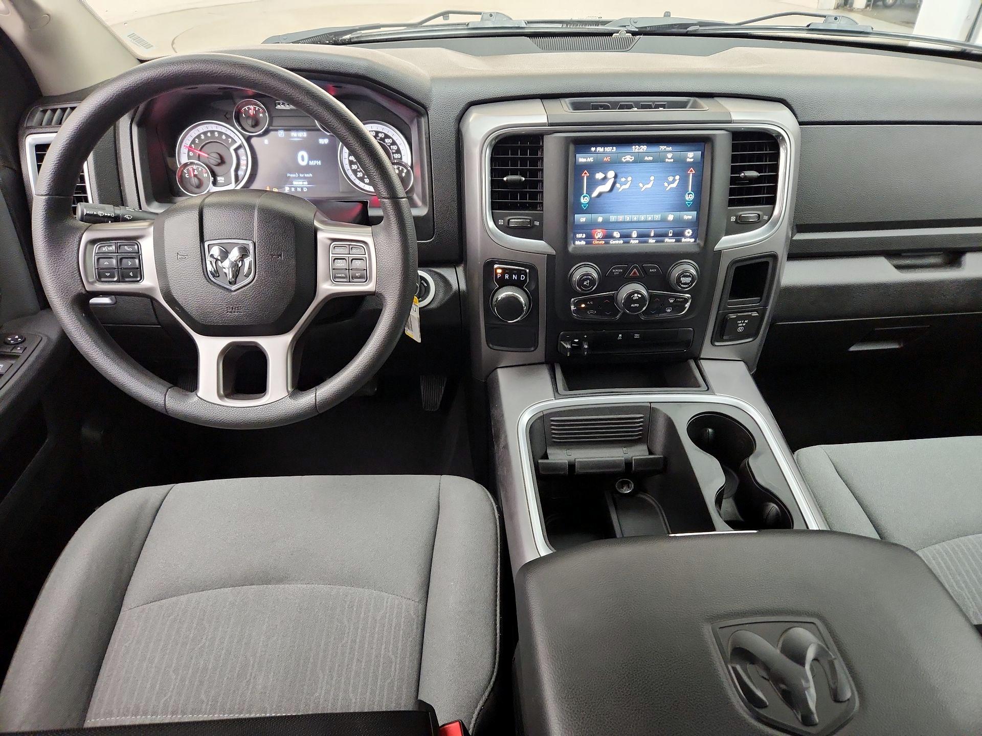 Thumbnail: 2023 RAM 1500 Classic - 9