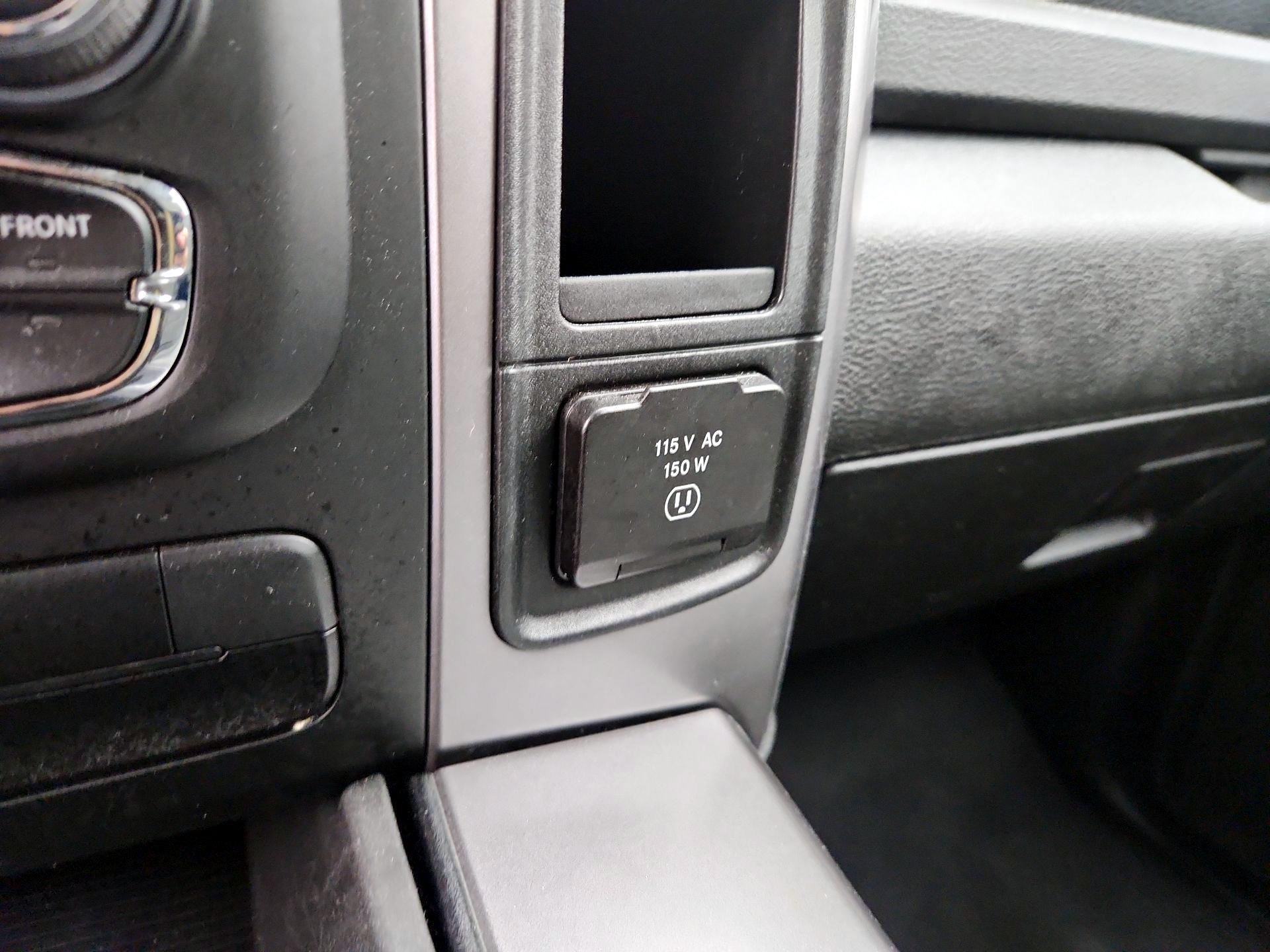 Thumbnail: 2023 RAM 1500 Classic - 19