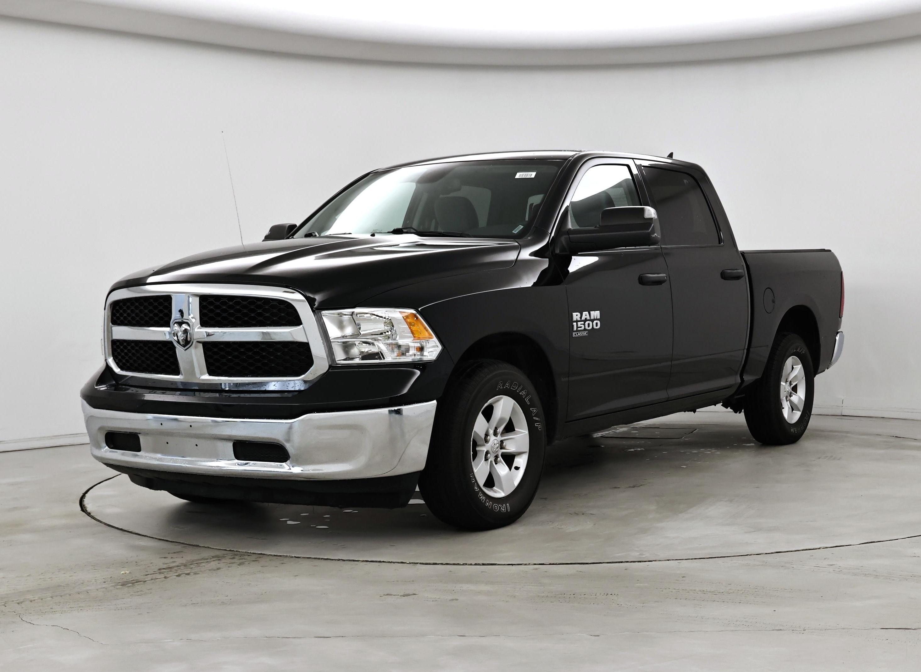 Thumbnail: 2023 RAM 1500 Classic - 4