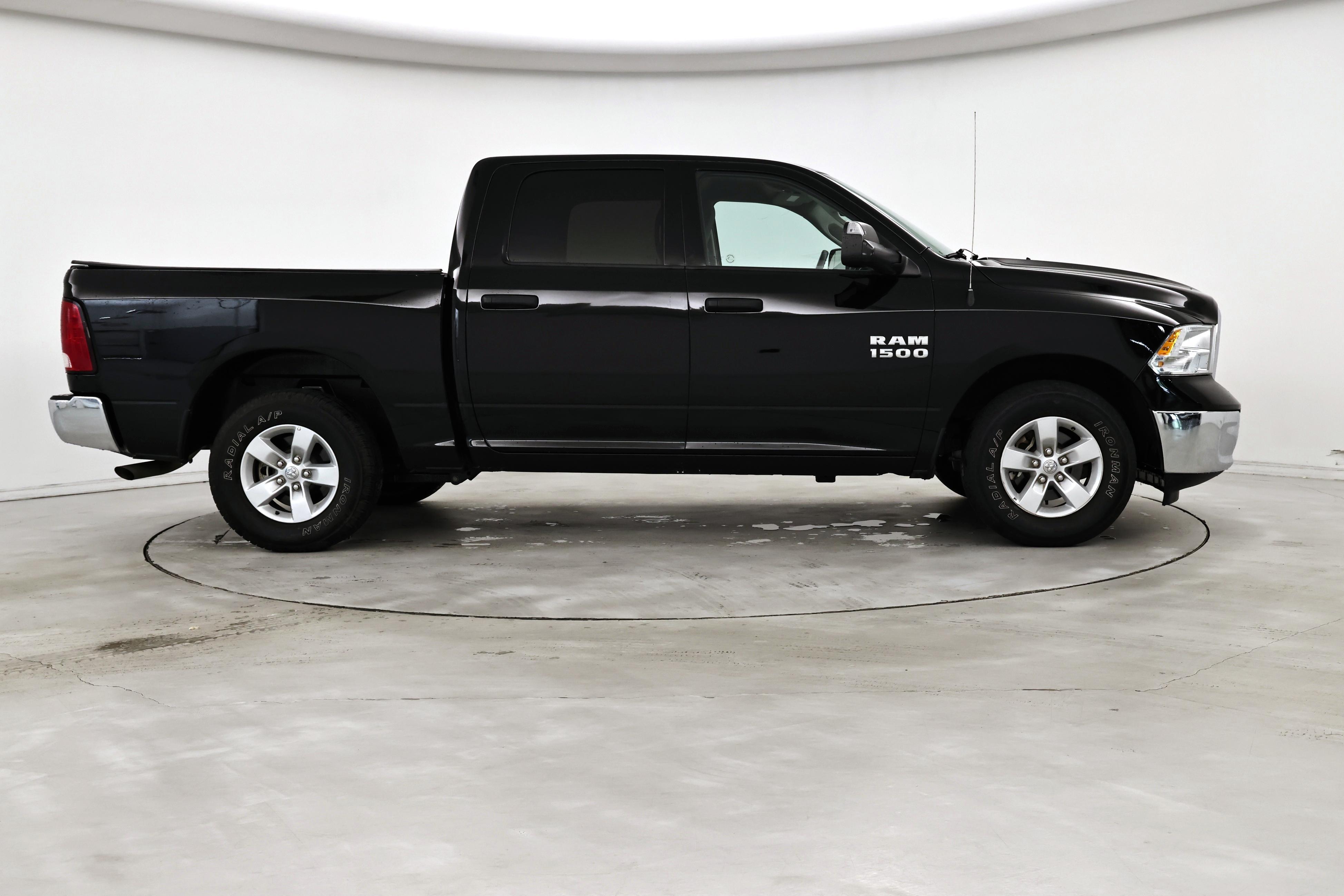 Thumbnail: 2023 RAM 1500 Classic - 7