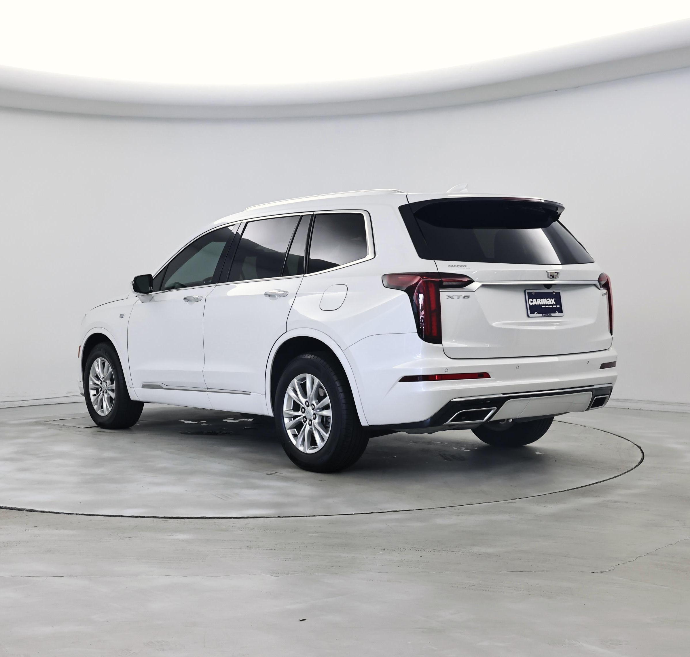 Thumbnail: 2023 Cadillac XT6 - 2