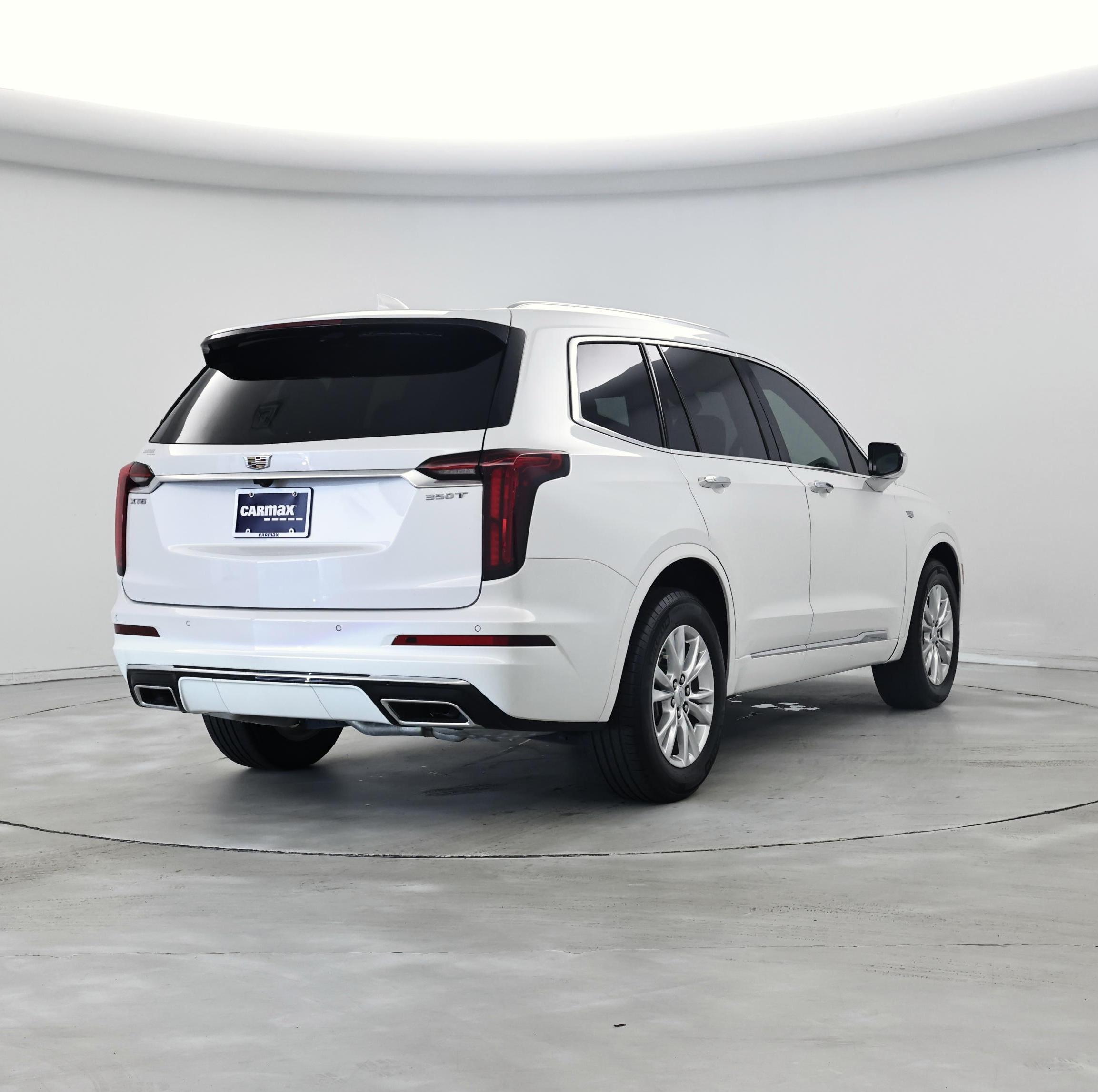 Thumbnail: 2023 Cadillac XT6 - 8