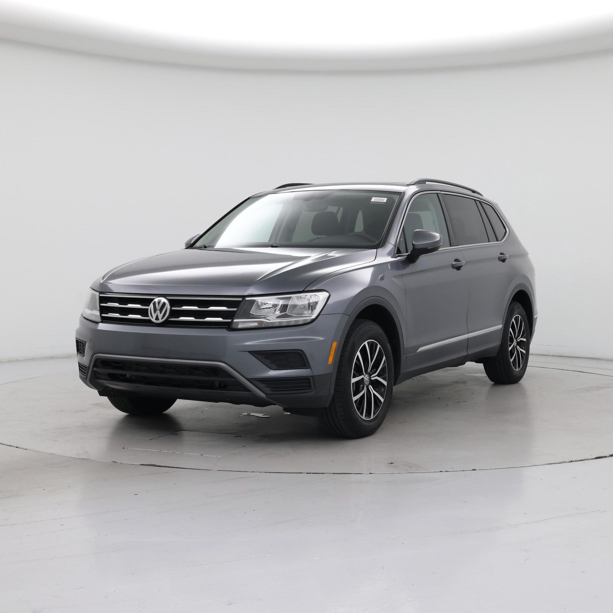 Thumbnail: 2021 Volkswagen Tiguan - 4