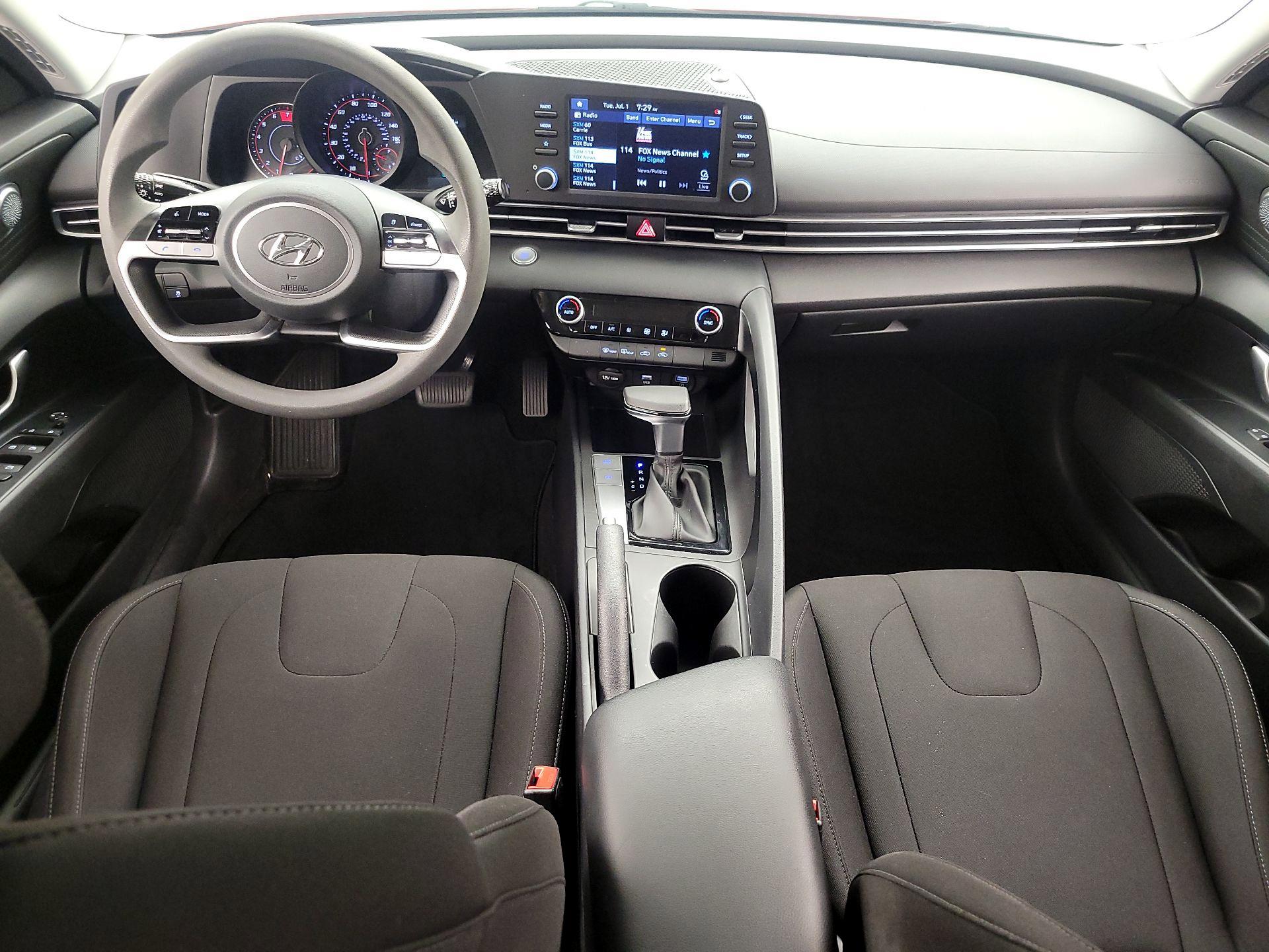 Thumbnail: 2021 Hyundai Elantra - 9
