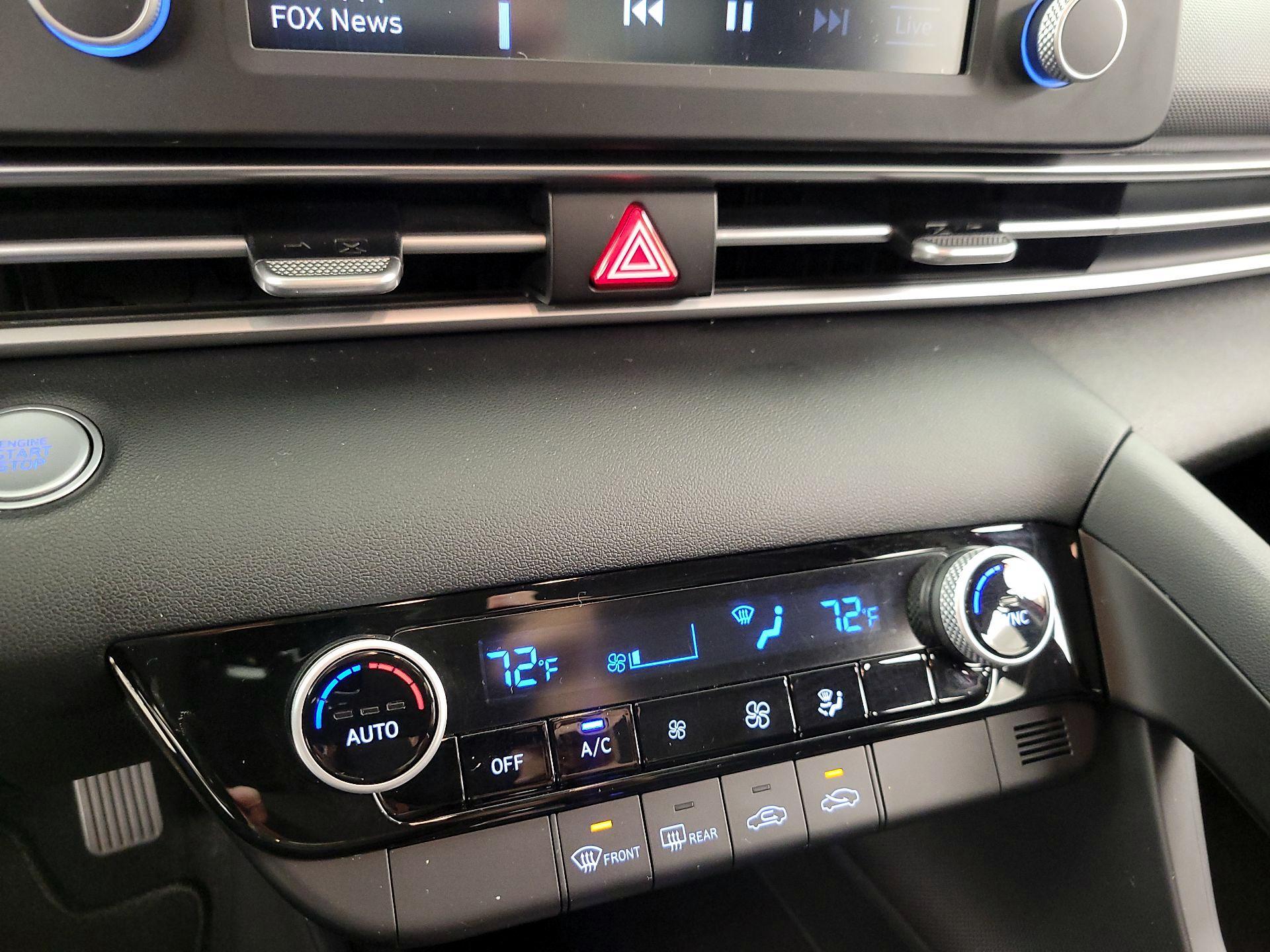 Thumbnail: 2021 Hyundai Elantra - 16