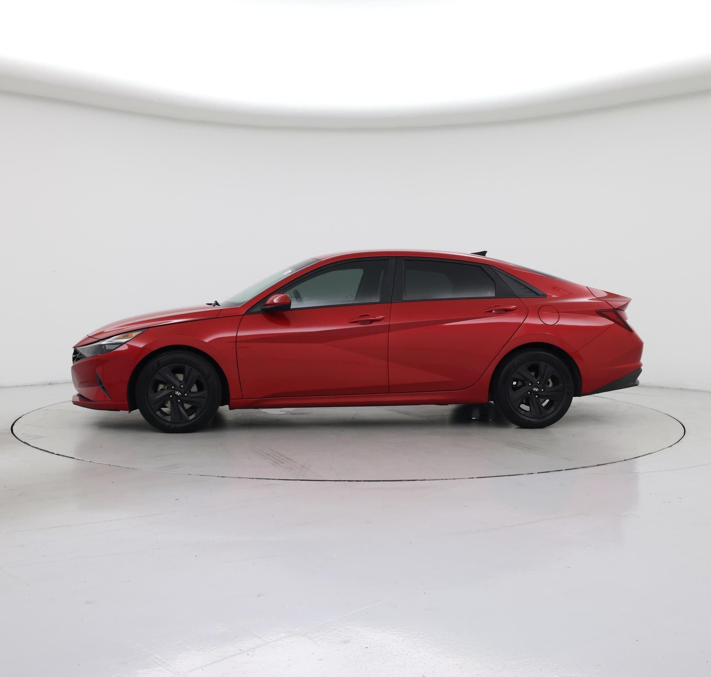 Thumbnail: 2021 Hyundai Elantra - 3