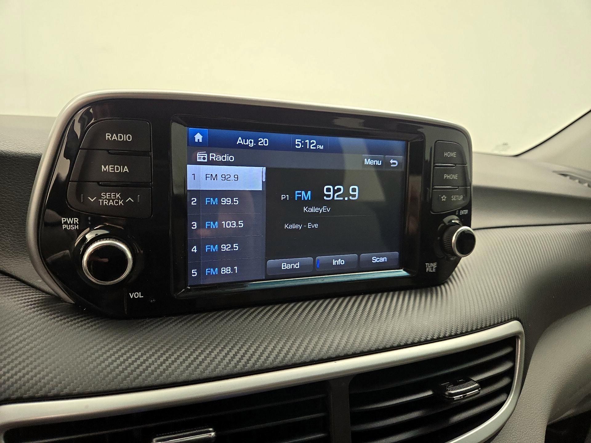 Thumbnail: 2019 Hyundai Tucson - 15