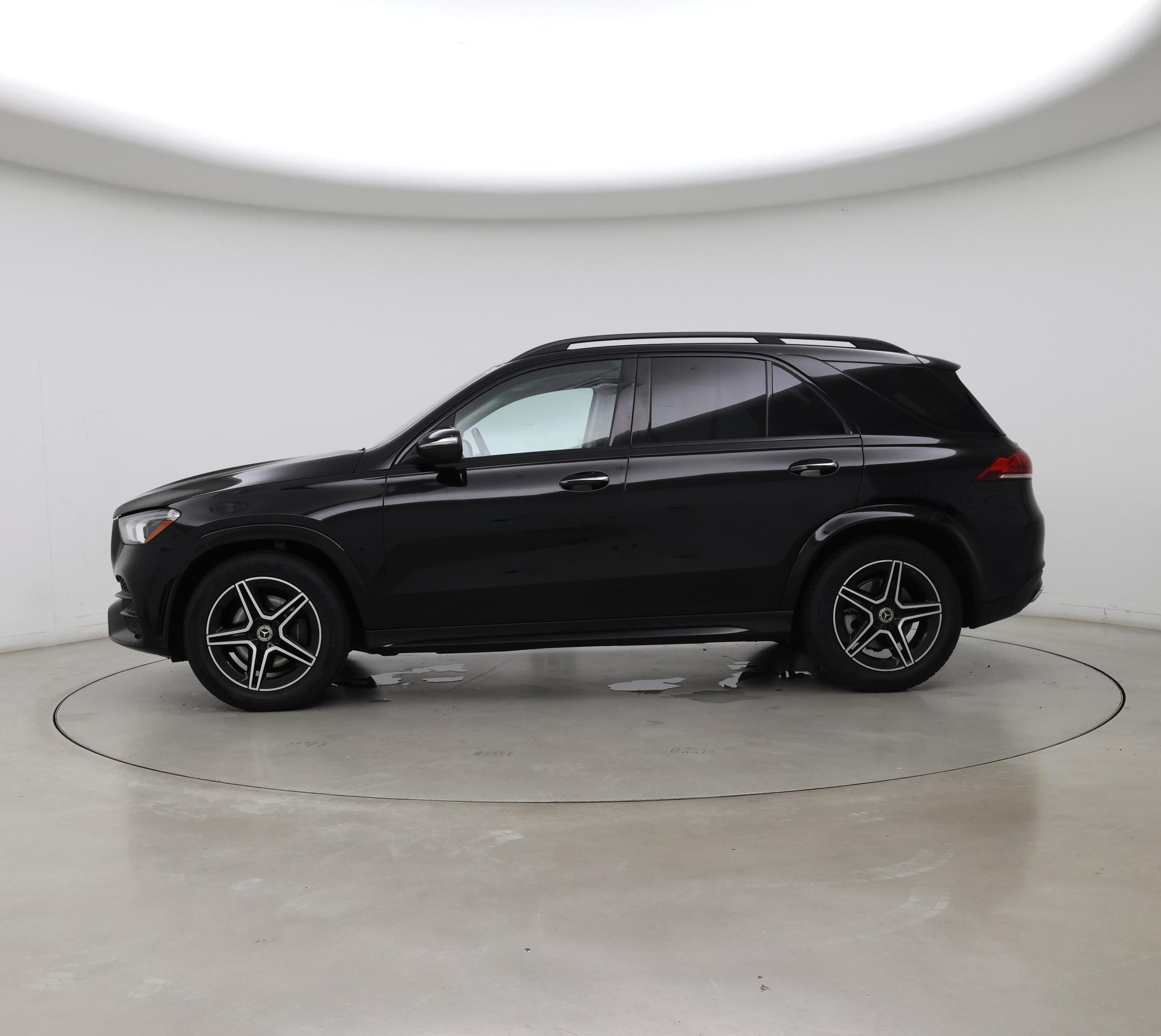Thumbnail: 2020 Mercedes-Benz GLE - 3