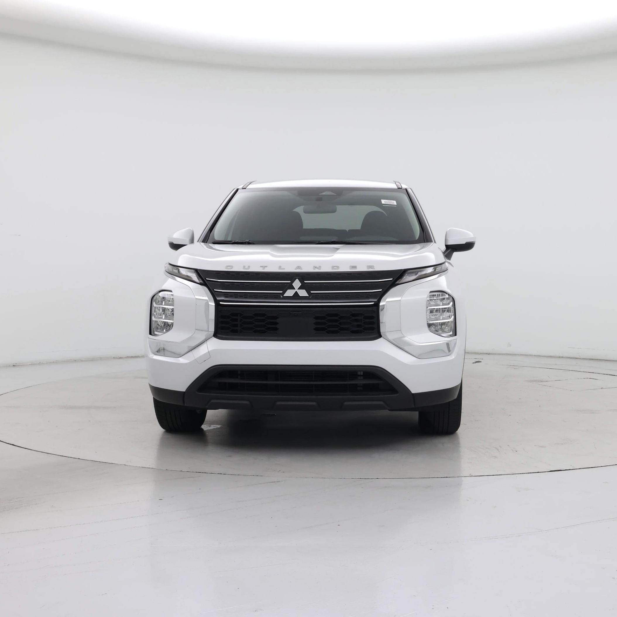 Thumbnail: 2023 Mitsubishi Outlander - 5