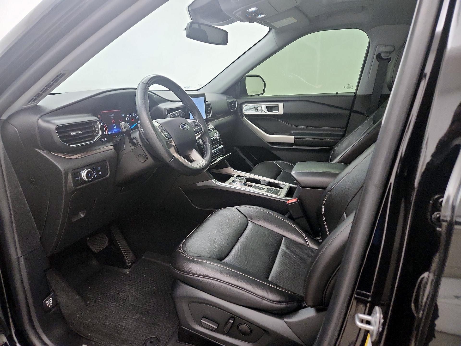 Thumbnail: 2021 Ford Explorer - 11
