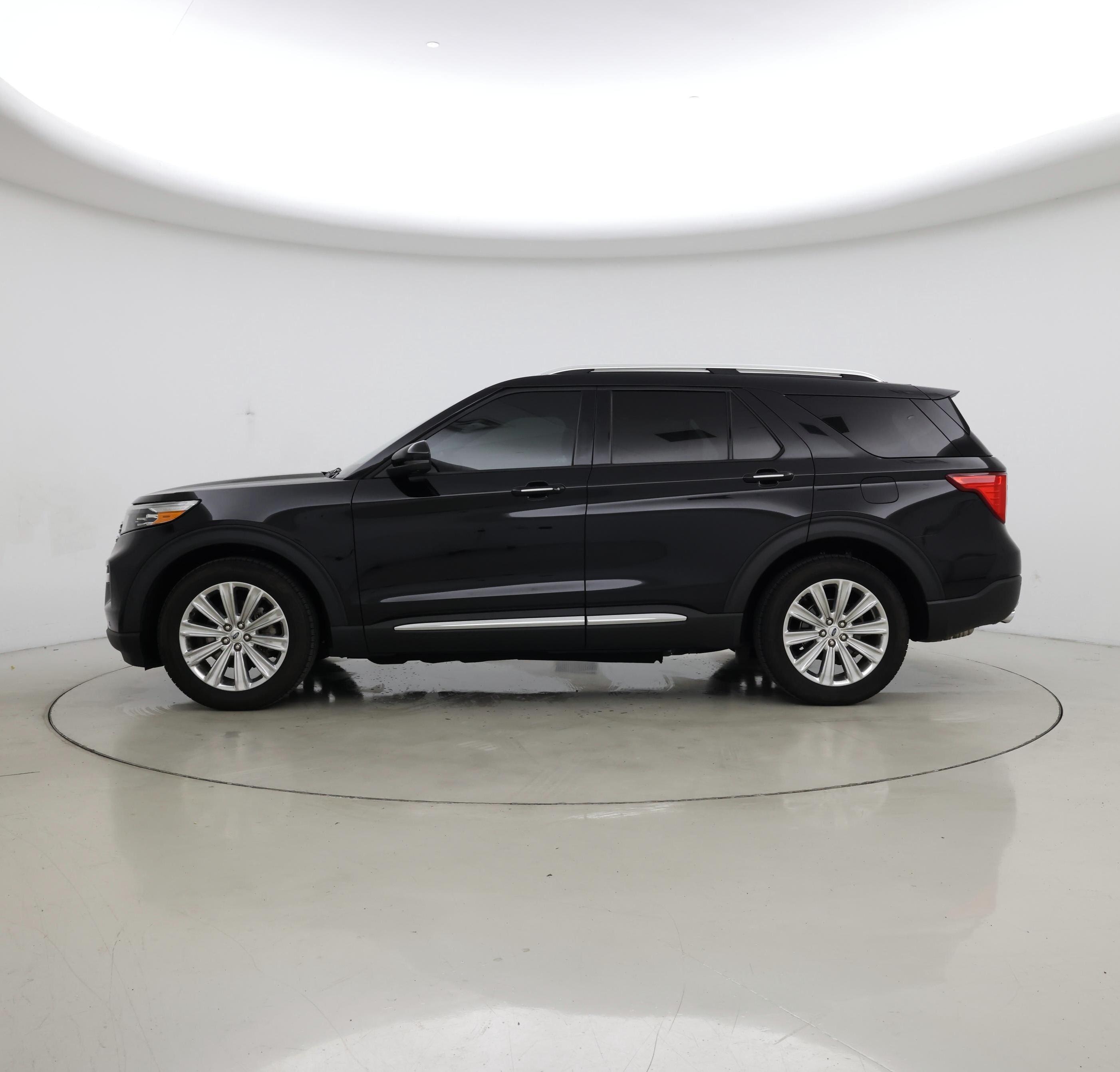 Thumbnail: 2021 Ford Explorer - 3