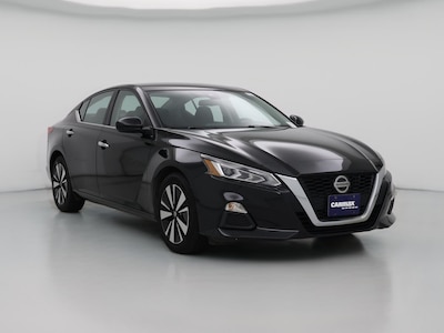 Black 2021 Nissan Altima SV