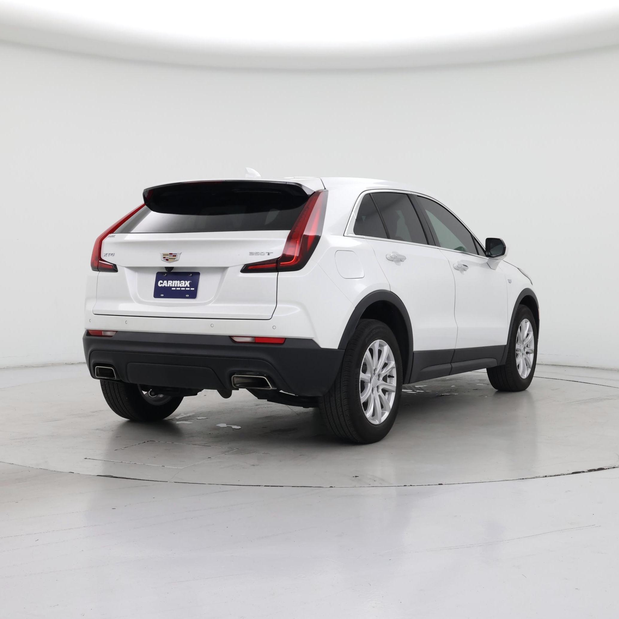Thumbnail: 2023 Cadillac XT4 - 8