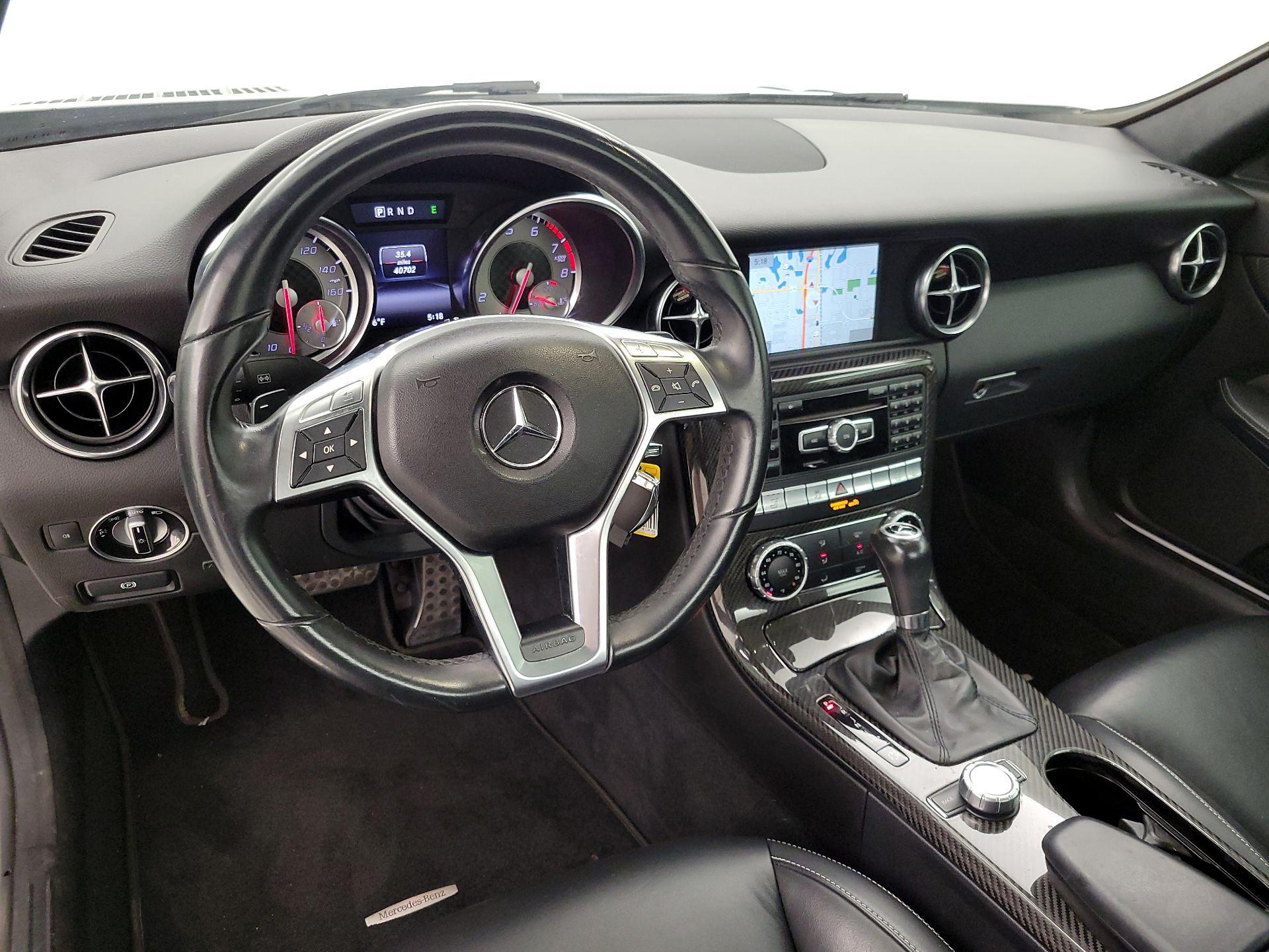 Thumbnail: 2014 Mercedes-Benz SLK - 9
