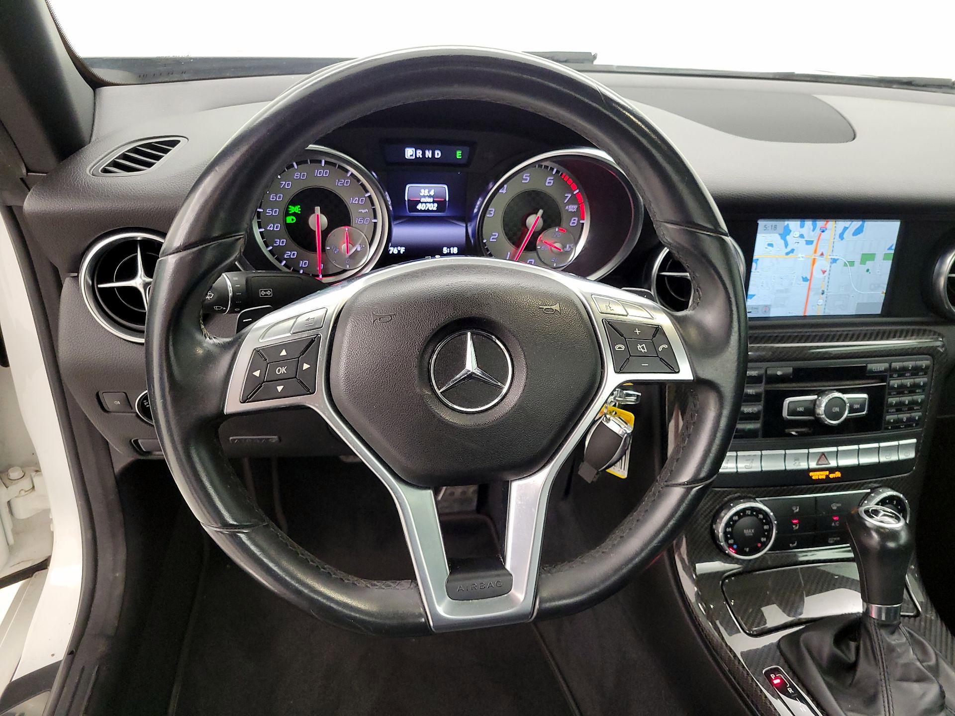Thumbnail: 2014 Mercedes-Benz SLK - 10