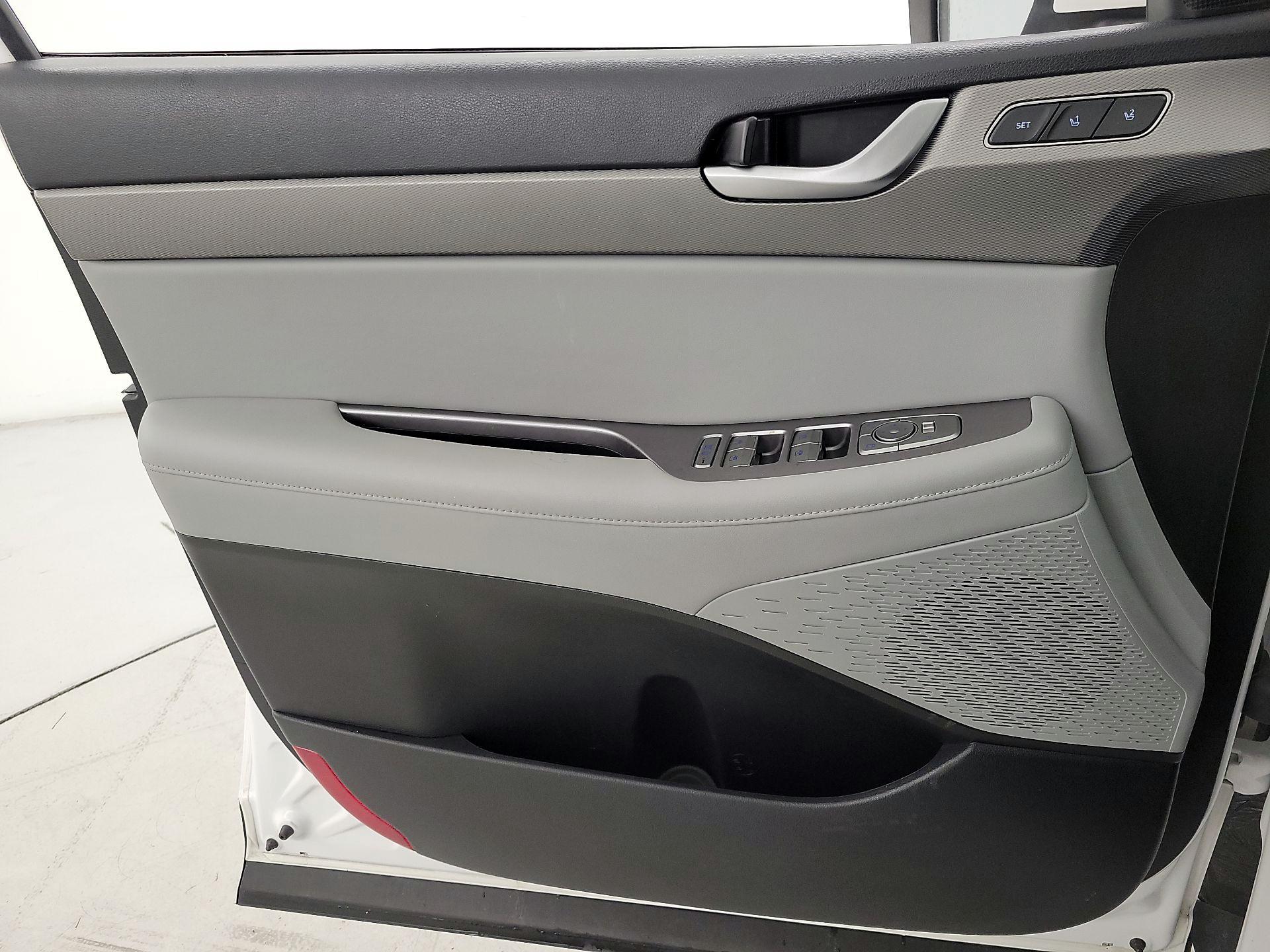 Thumbnail: 2021 Hyundai Palisade - 12