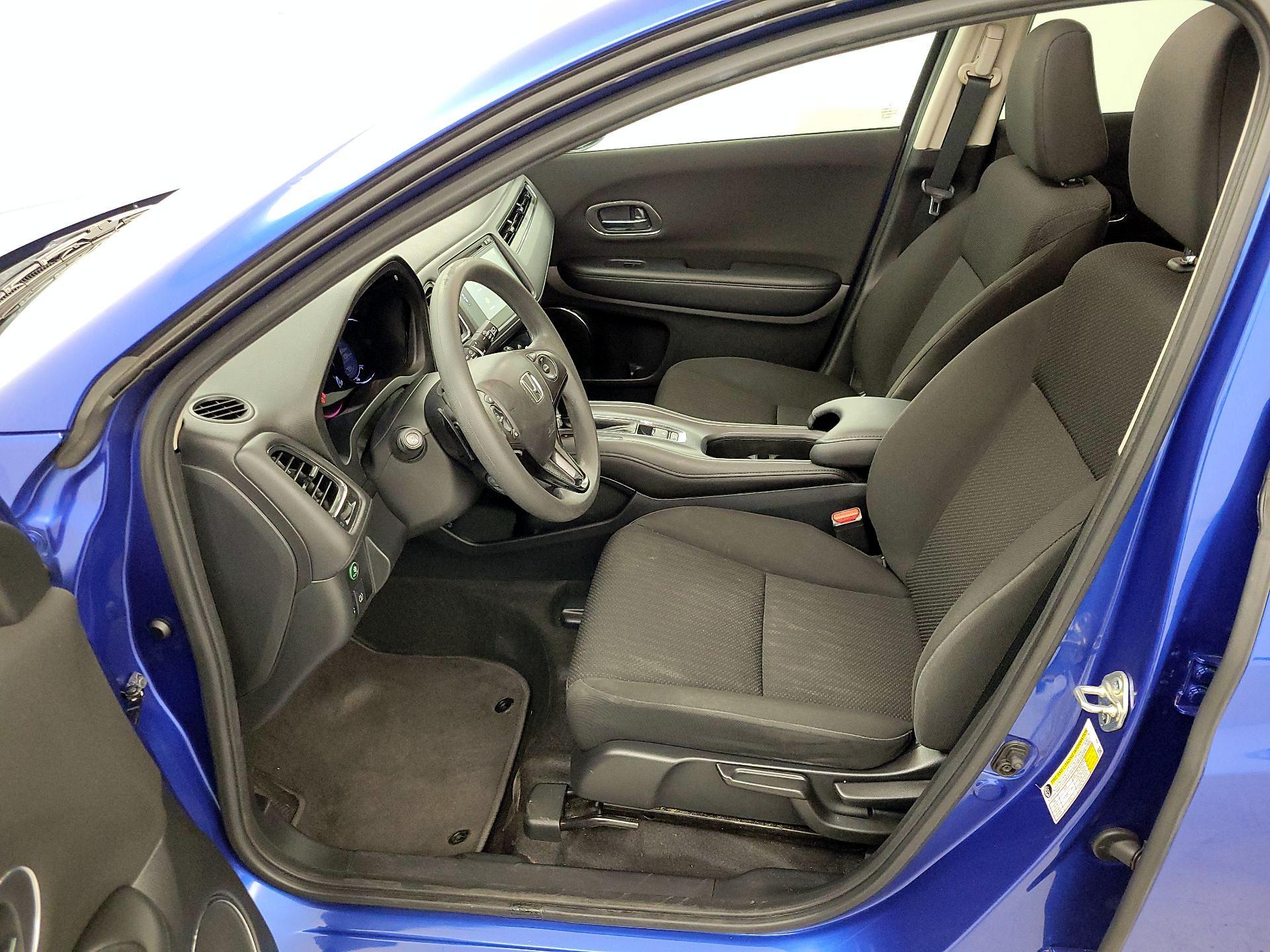 Thumbnail: 2018 Honda HR-V - 11
