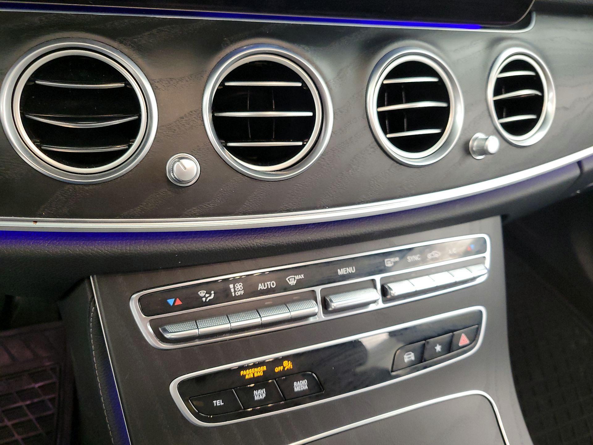 Thumbnail: 2022 Mercedes-Benz E-Class - 17