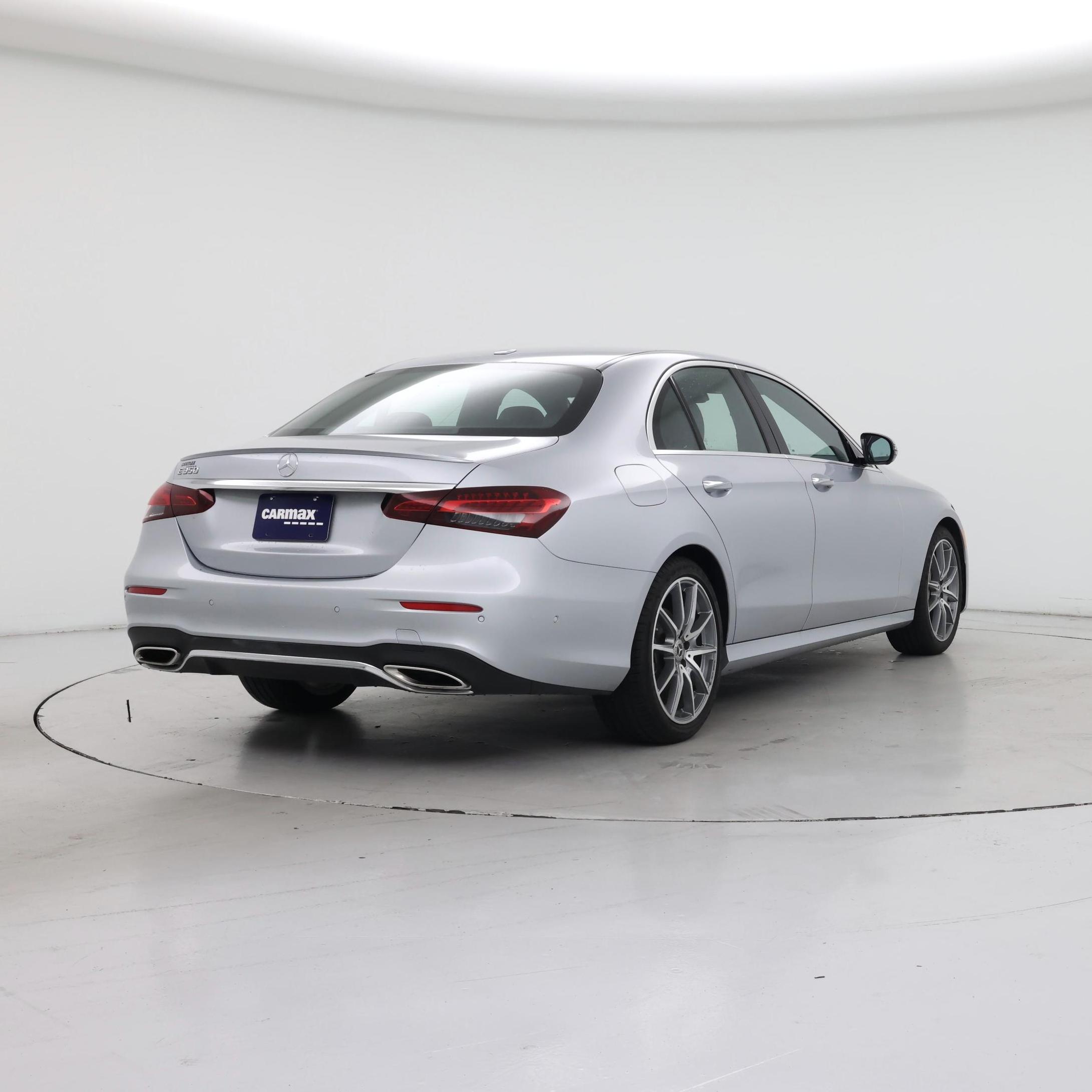 Thumbnail: 2022 Mercedes-Benz E-Class - 8