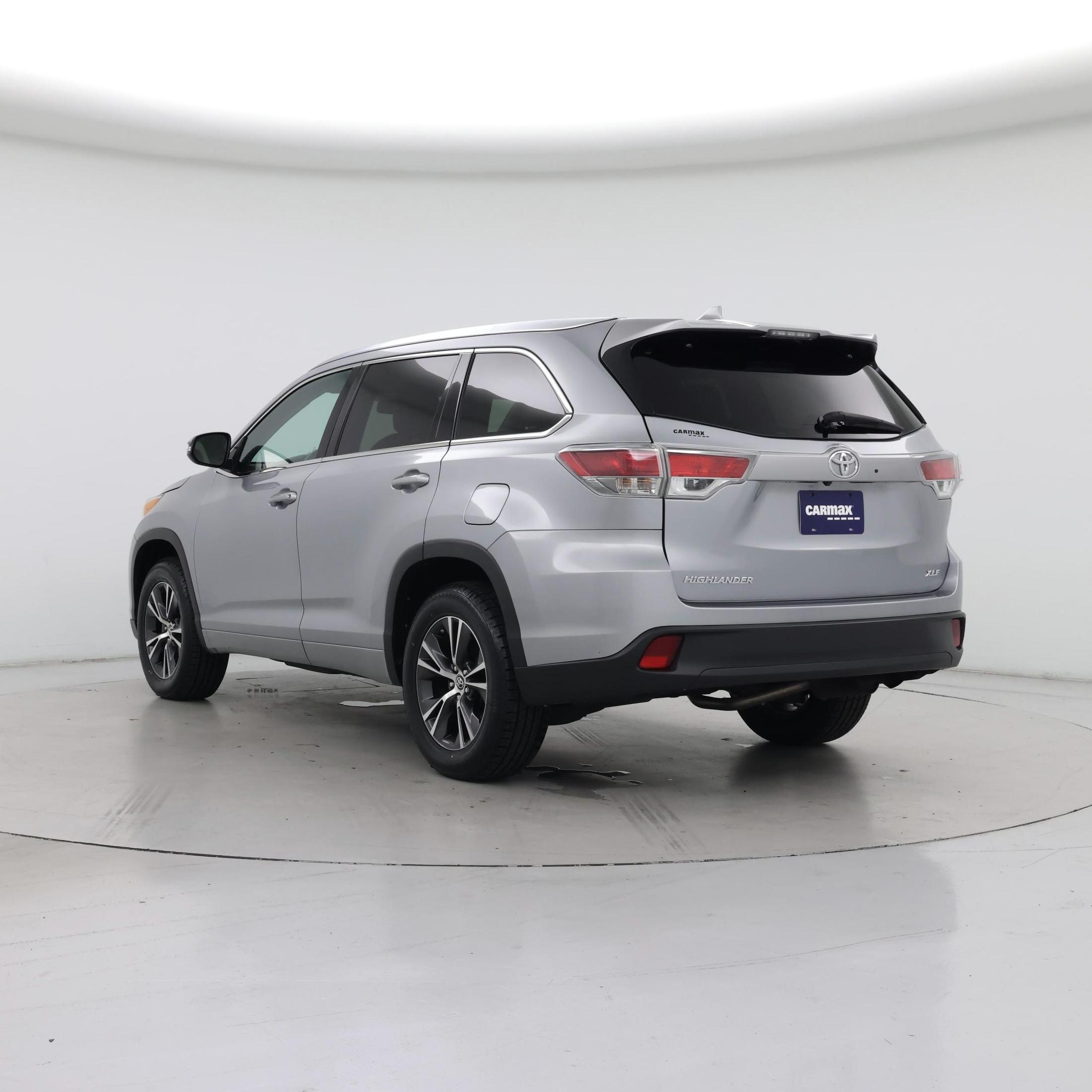 Thumbnail: 2016 Toyota Highlander - 2