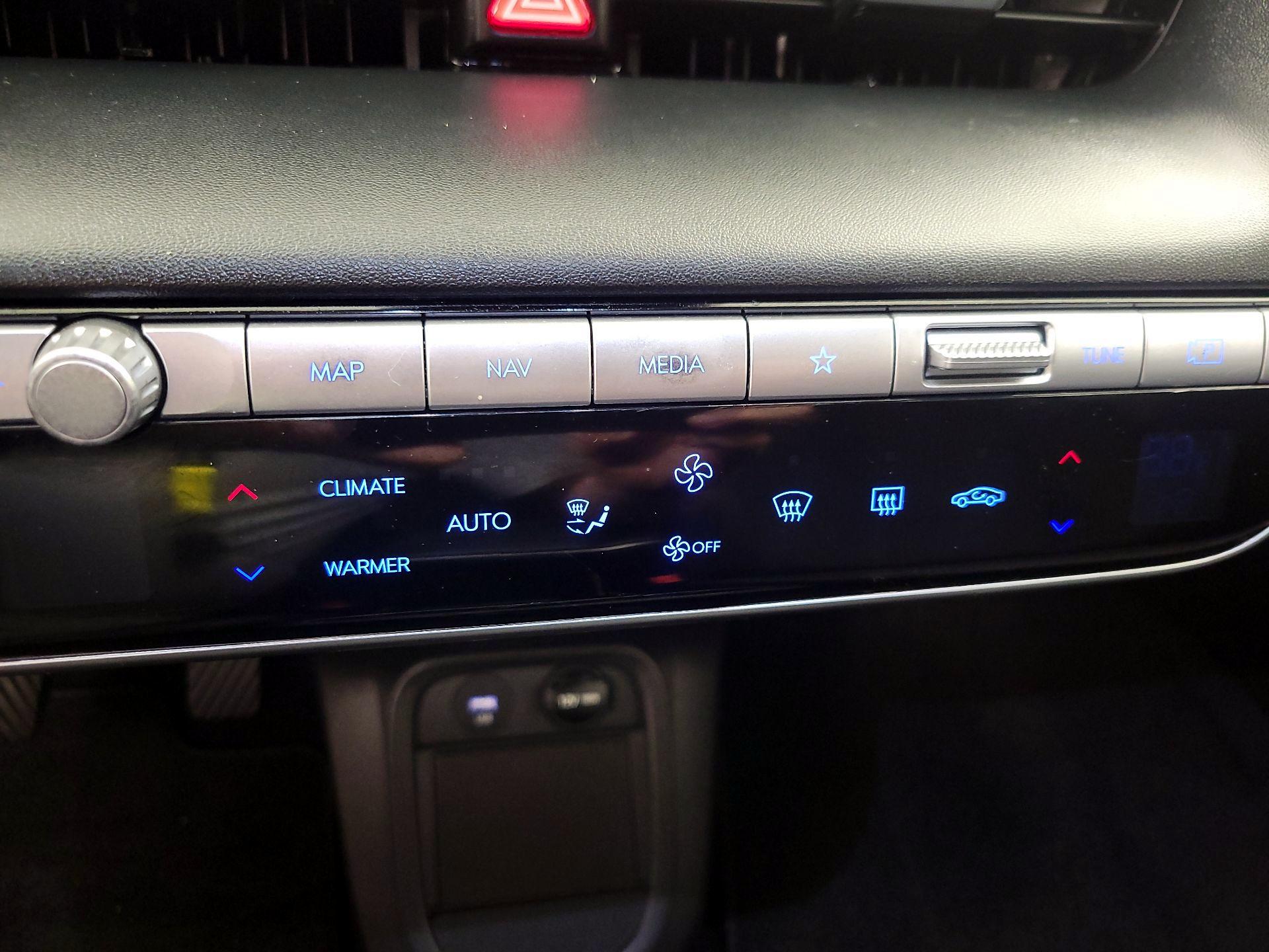 Thumbnail: 2022 Hyundai Ioniq 5 - 17