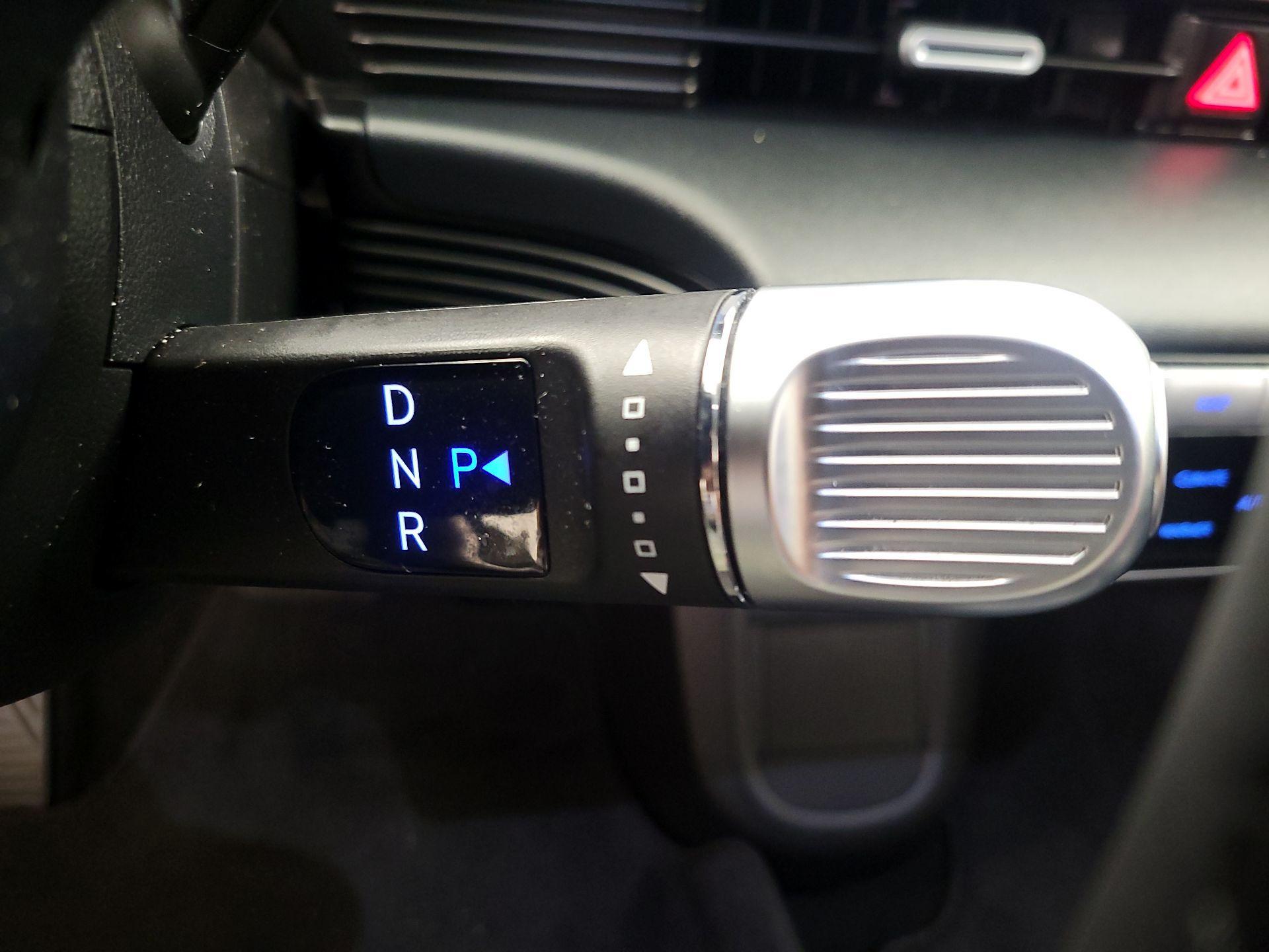 Thumbnail: 2022 Hyundai Ioniq 5 - 18