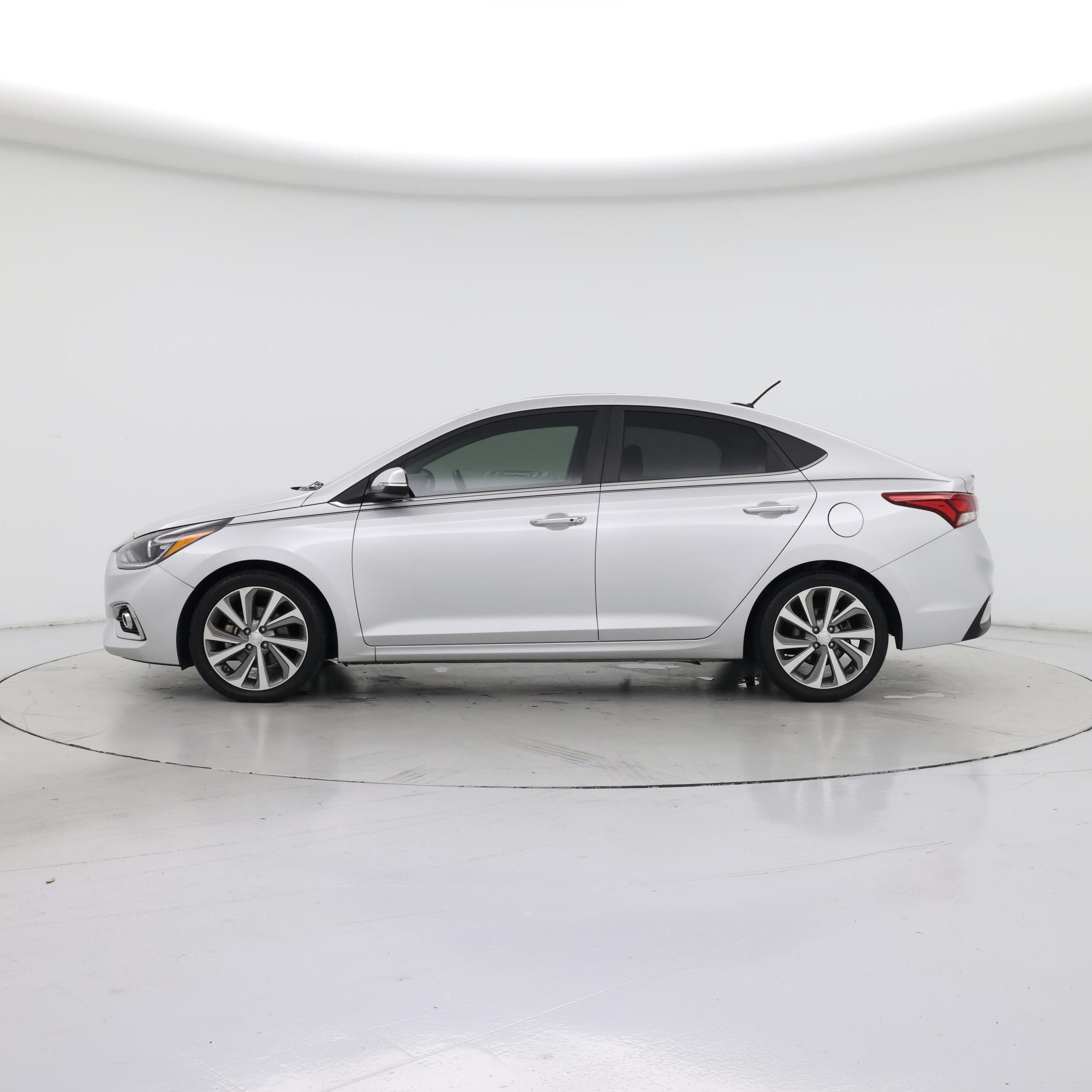 Thumbnail: 2020 Hyundai Accent - 3