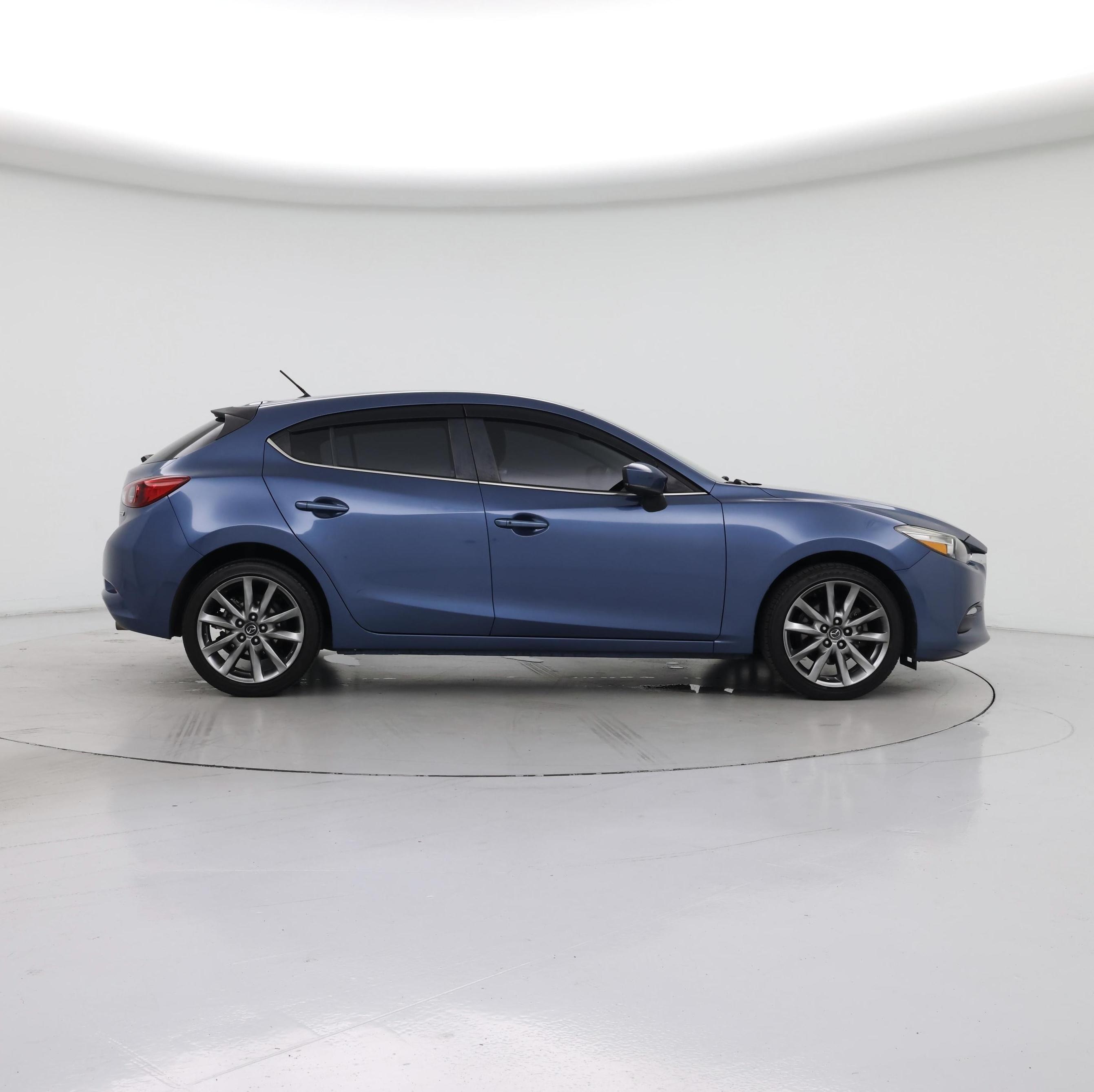 Thumbnail: 2018 Mazda Mazda3 - 7
