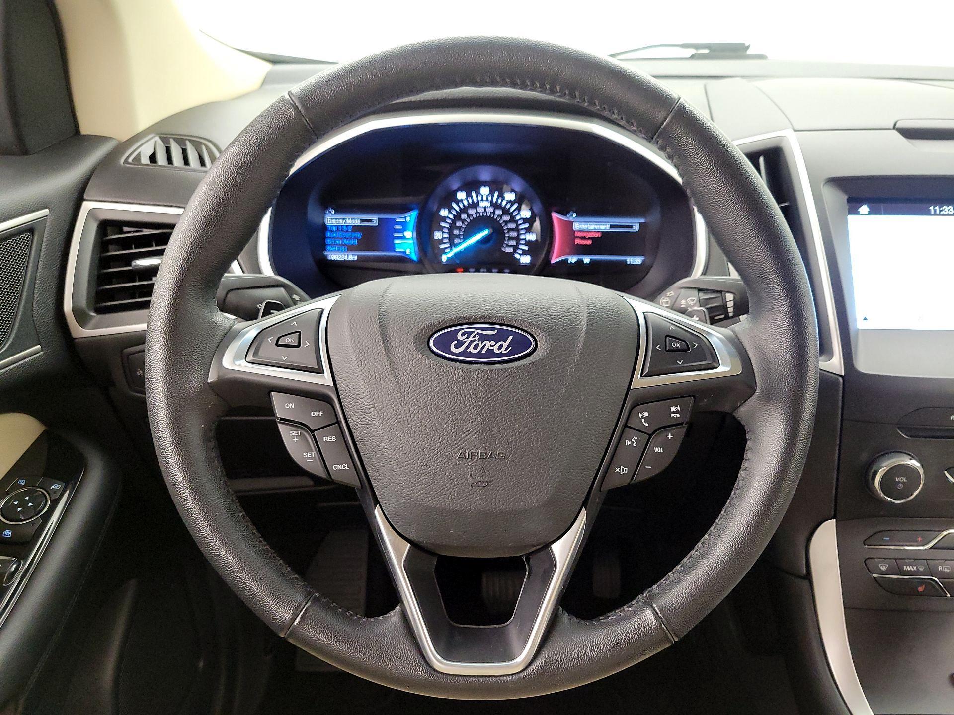Thumbnail: 2018 Ford Edge - 10