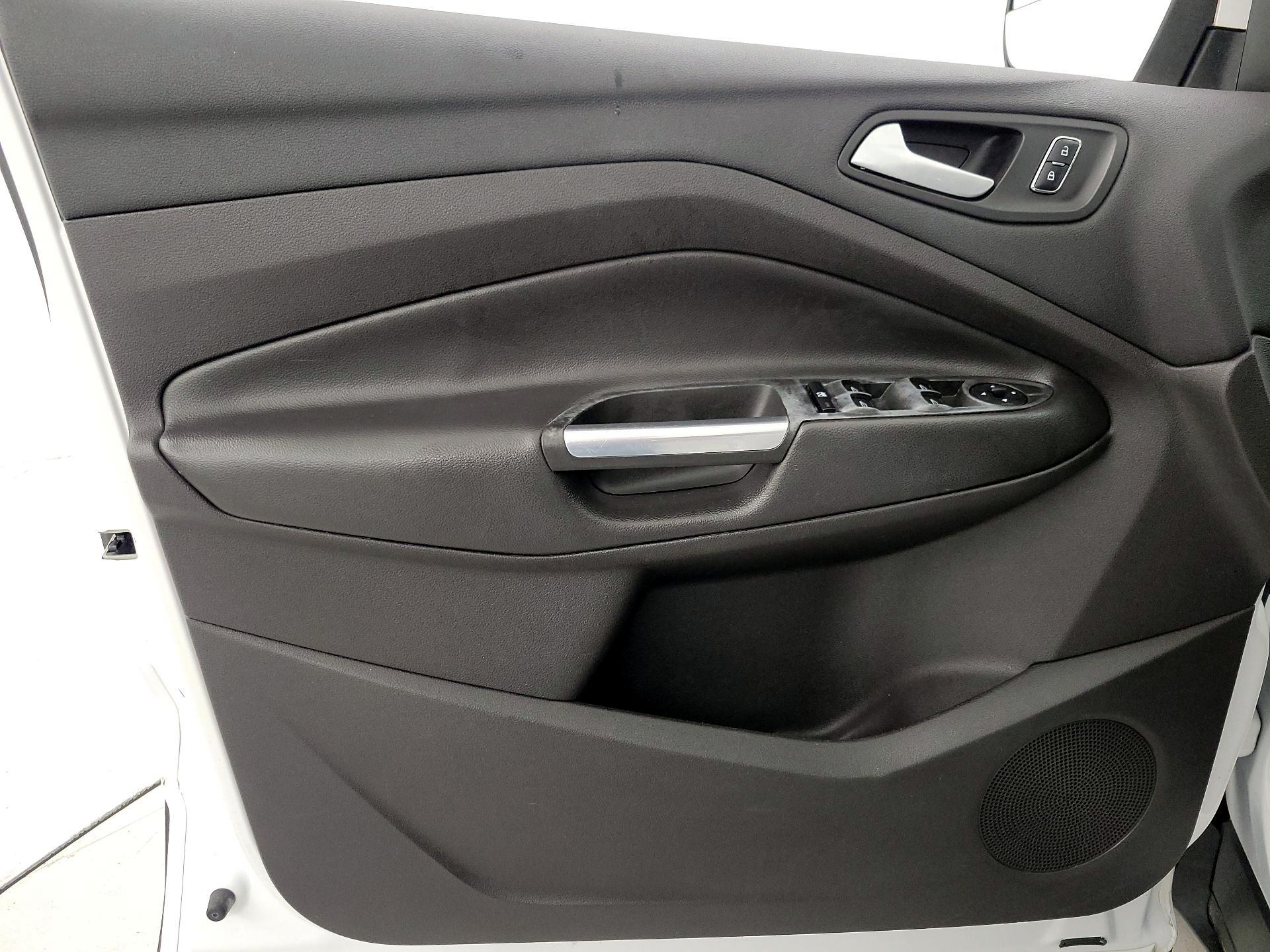 Thumbnail: 2015 Ford Escape - 12