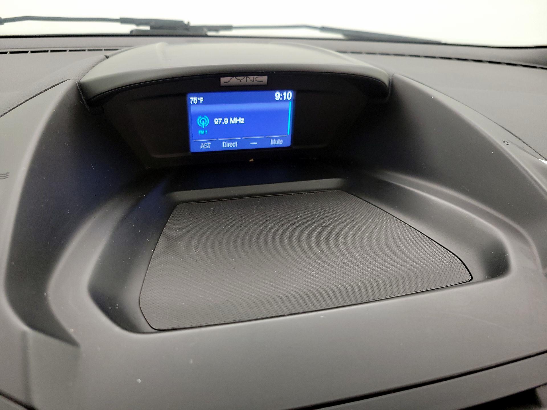 Thumbnail: 2015 Ford Escape - 15
