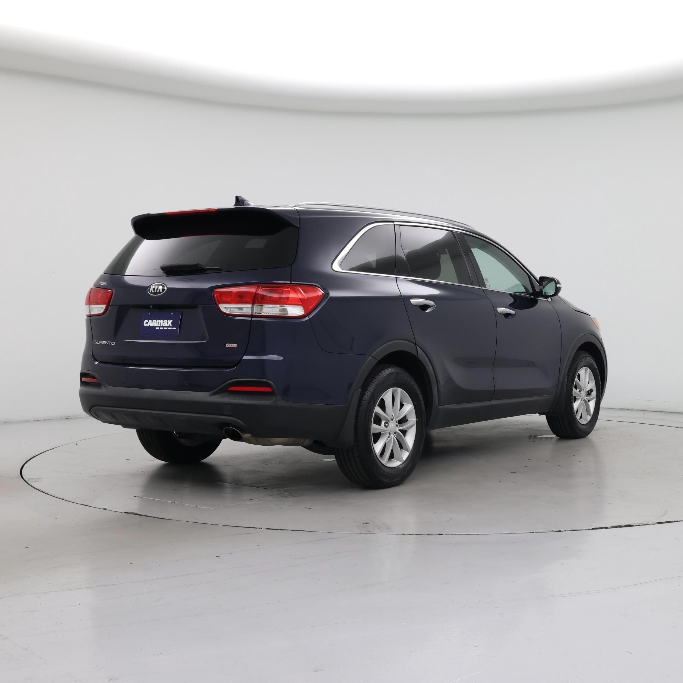 Thumbnail: 2016 Kia Sorento - 8