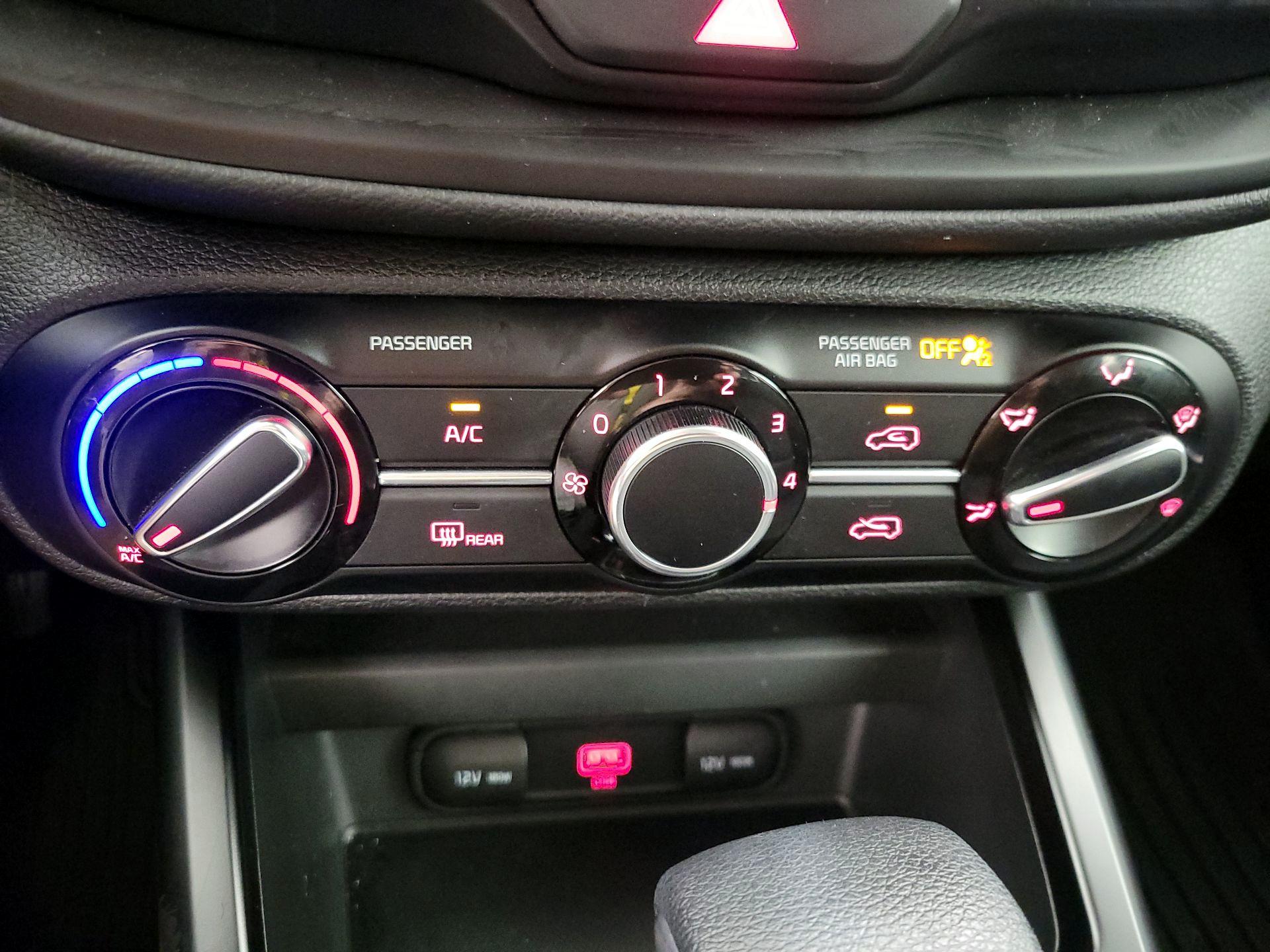 Thumbnail: 2022 Kia Soul - 16