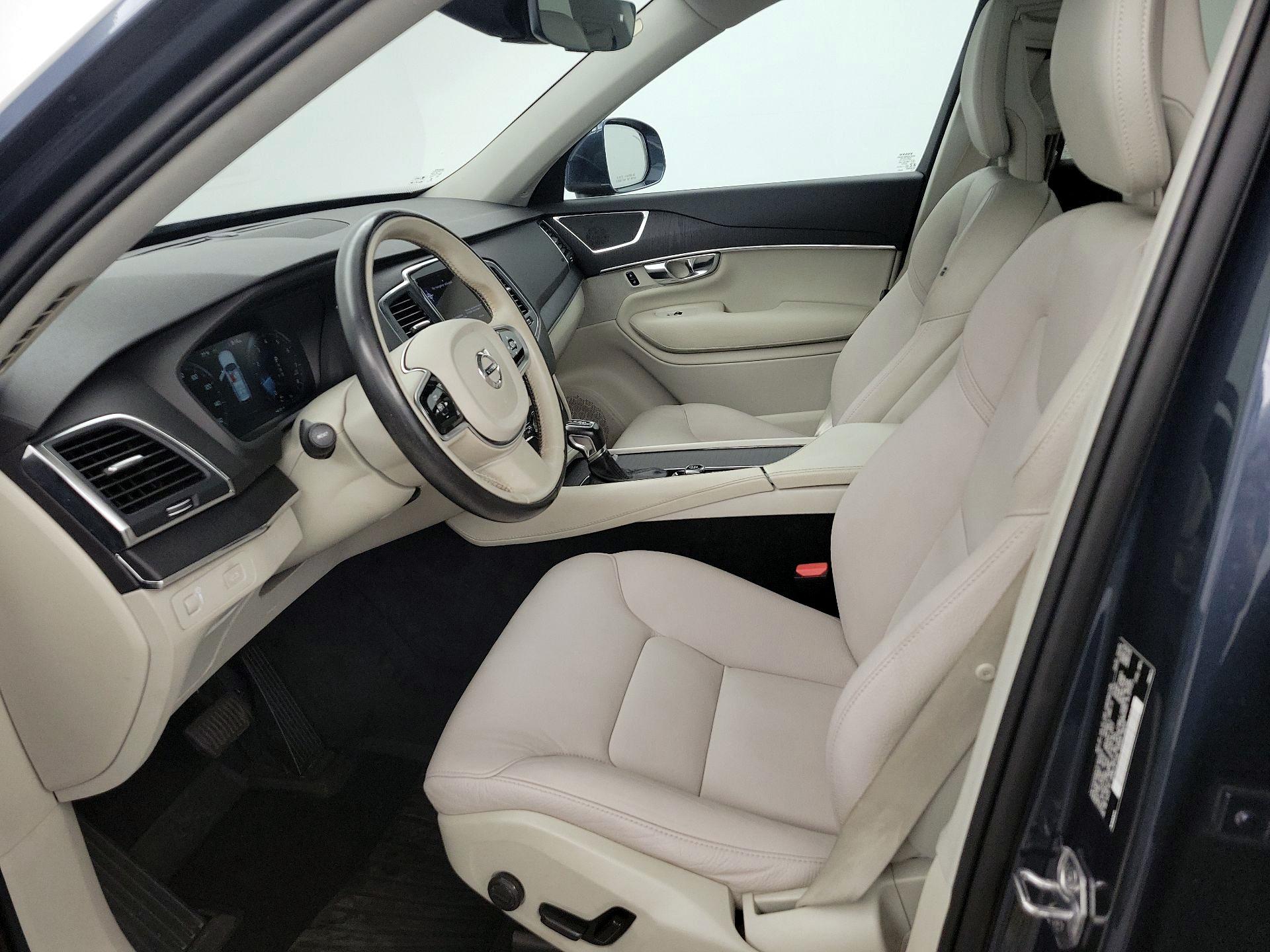 Thumbnail: 2020 Volvo XC90 - 11